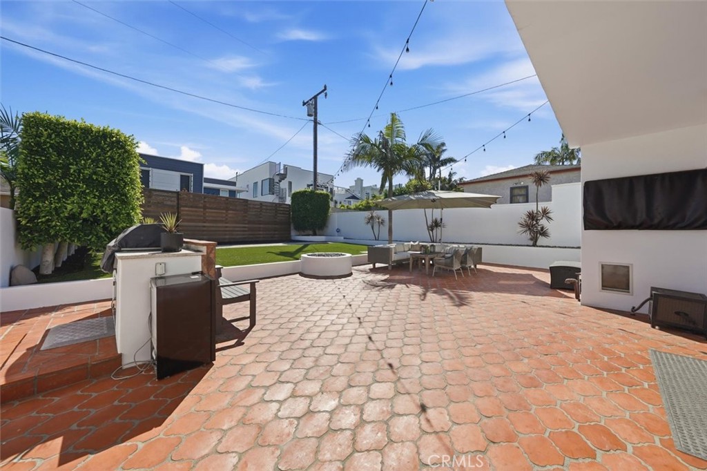 406 S Gertruda