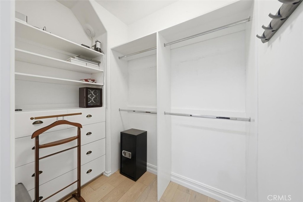 406 S Gertruda