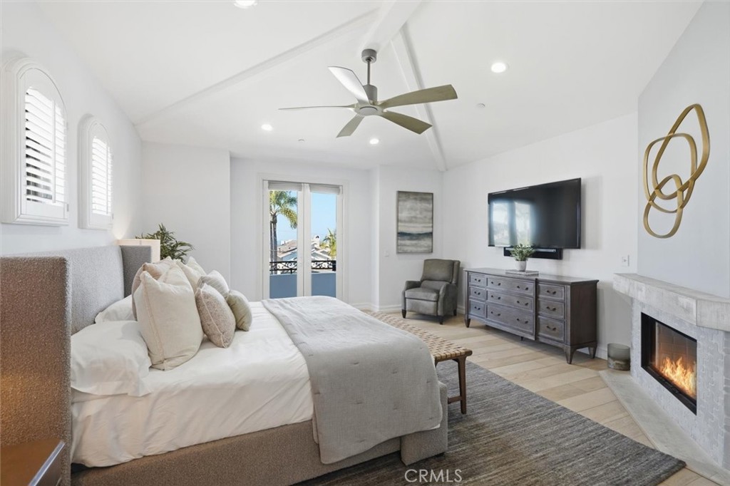 406 S Gertruda