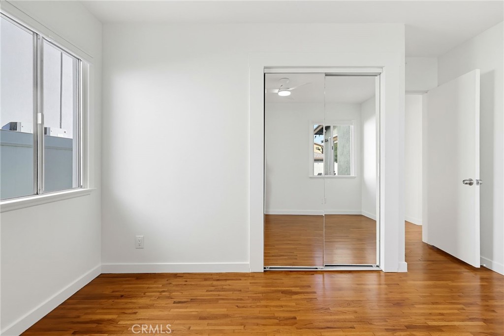 1027 Avenue C