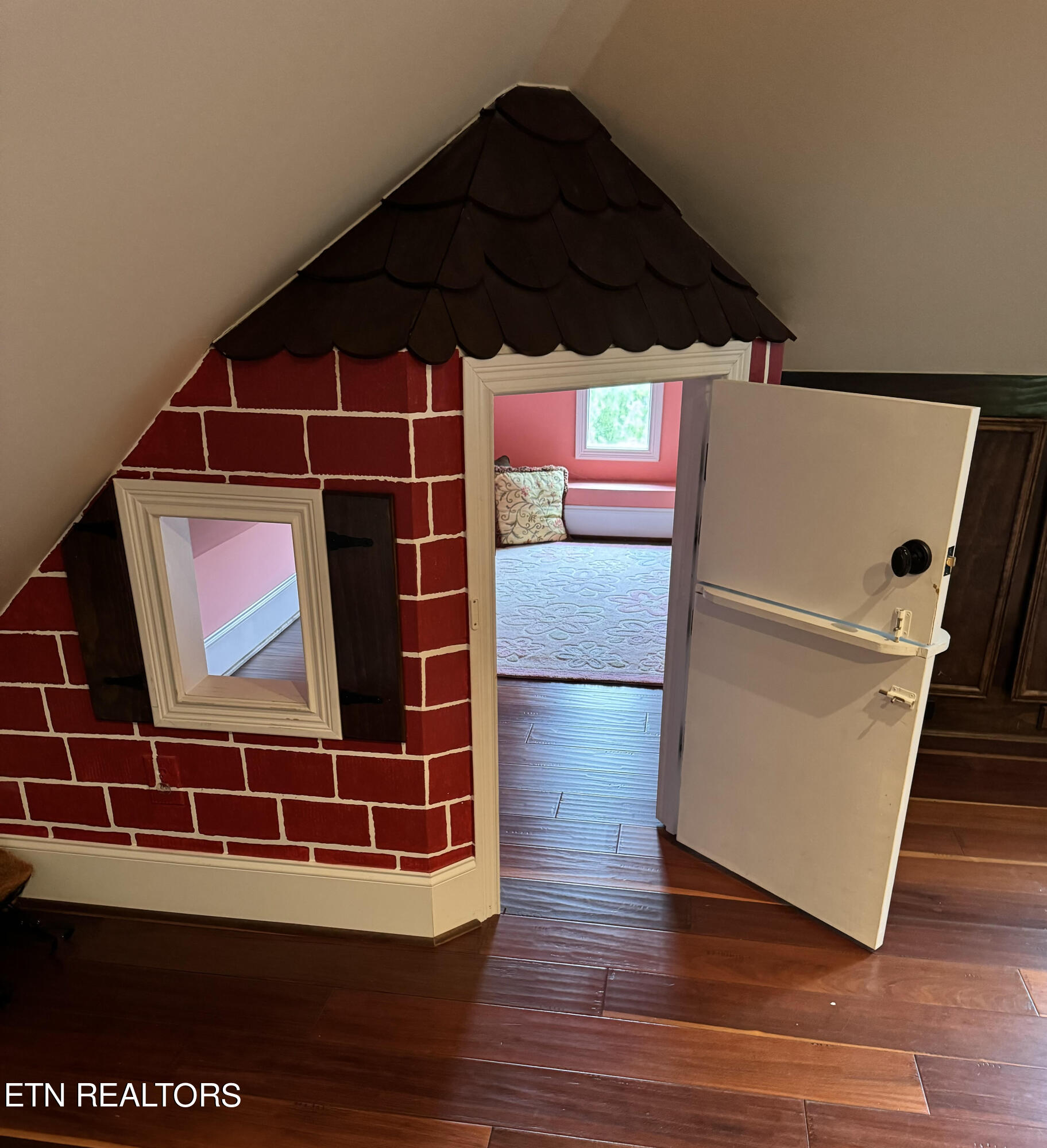 2128 Riversound Drive