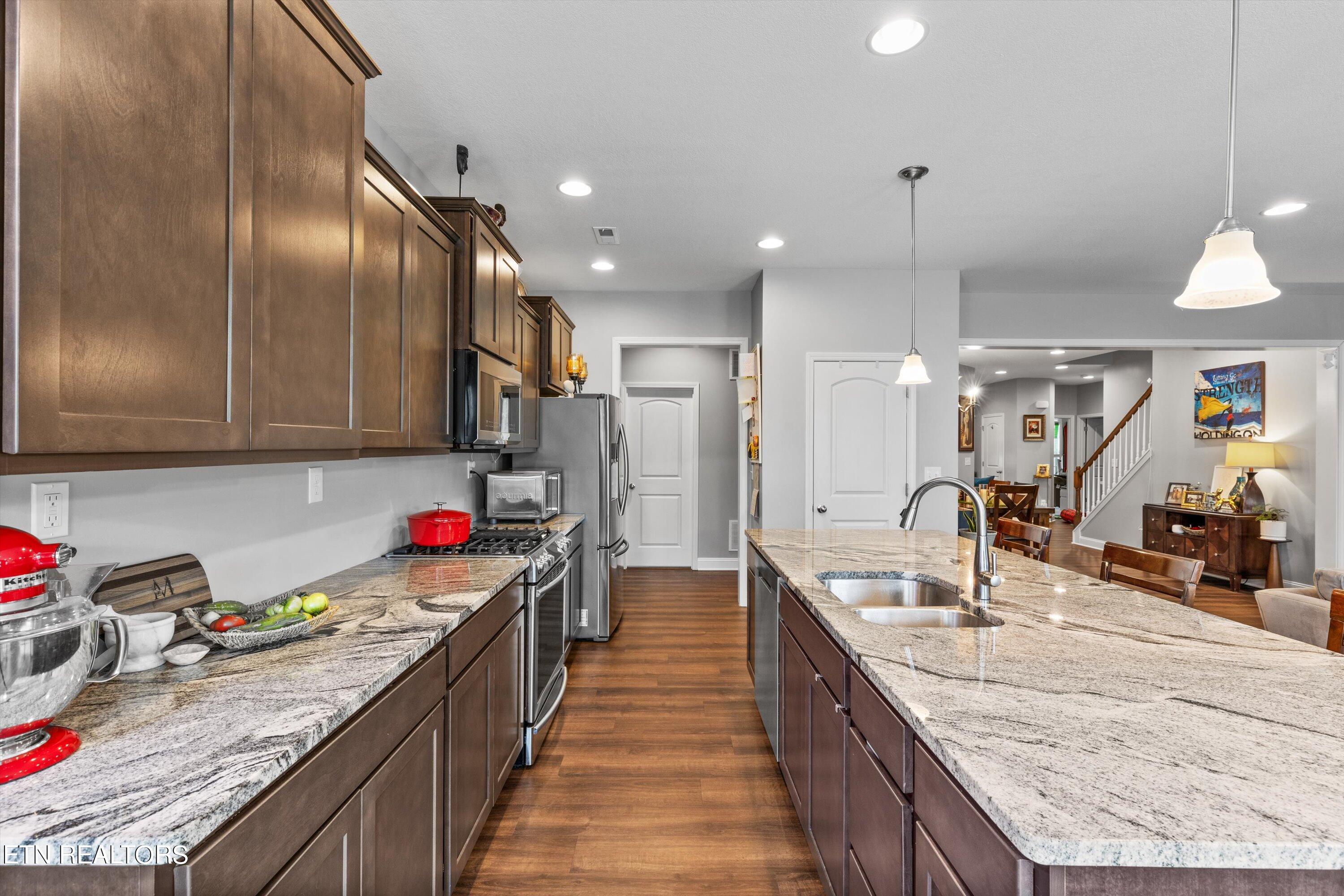 2531 Blackberry Ridge Blvd