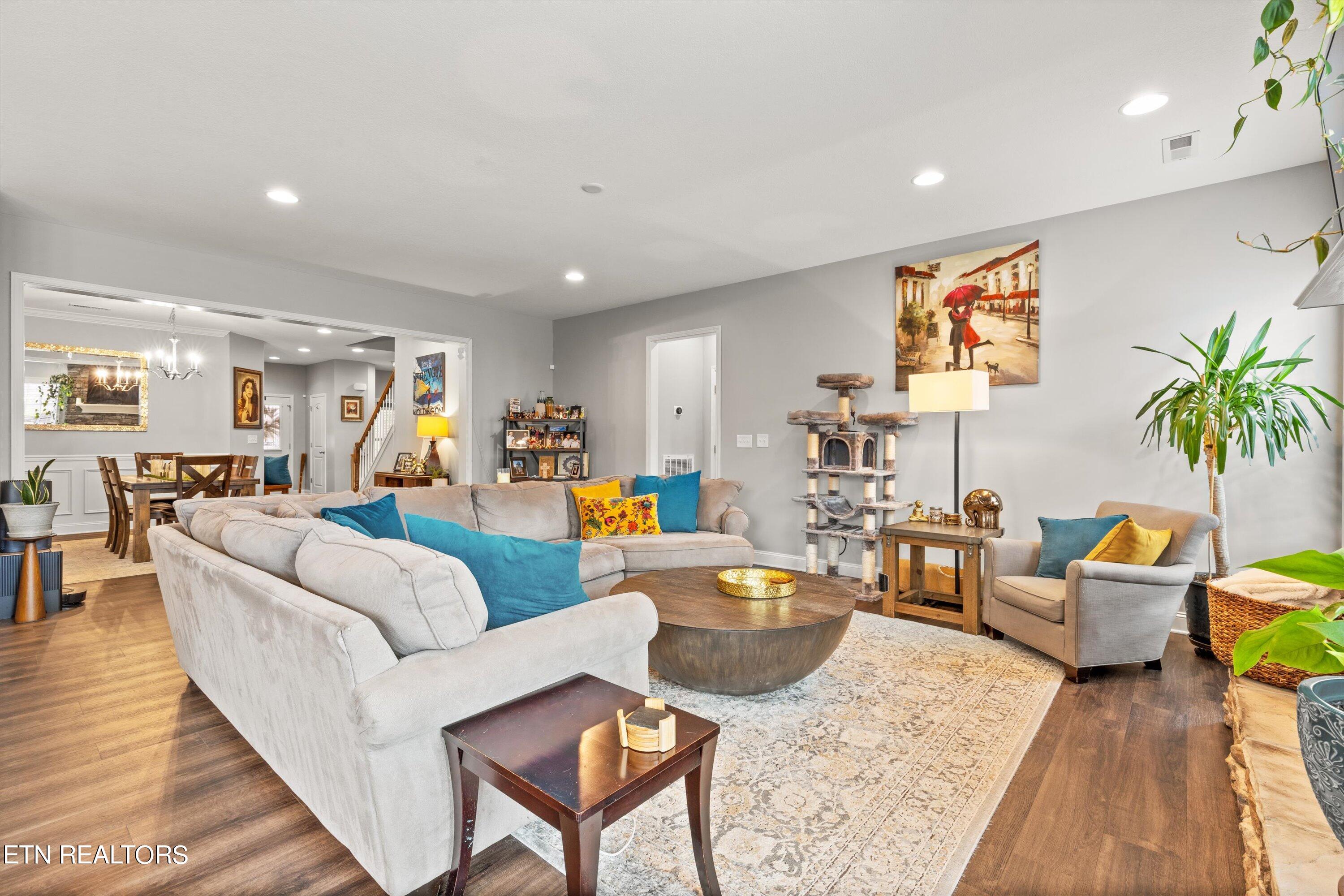 2531 Blackberry Ridge Blvd