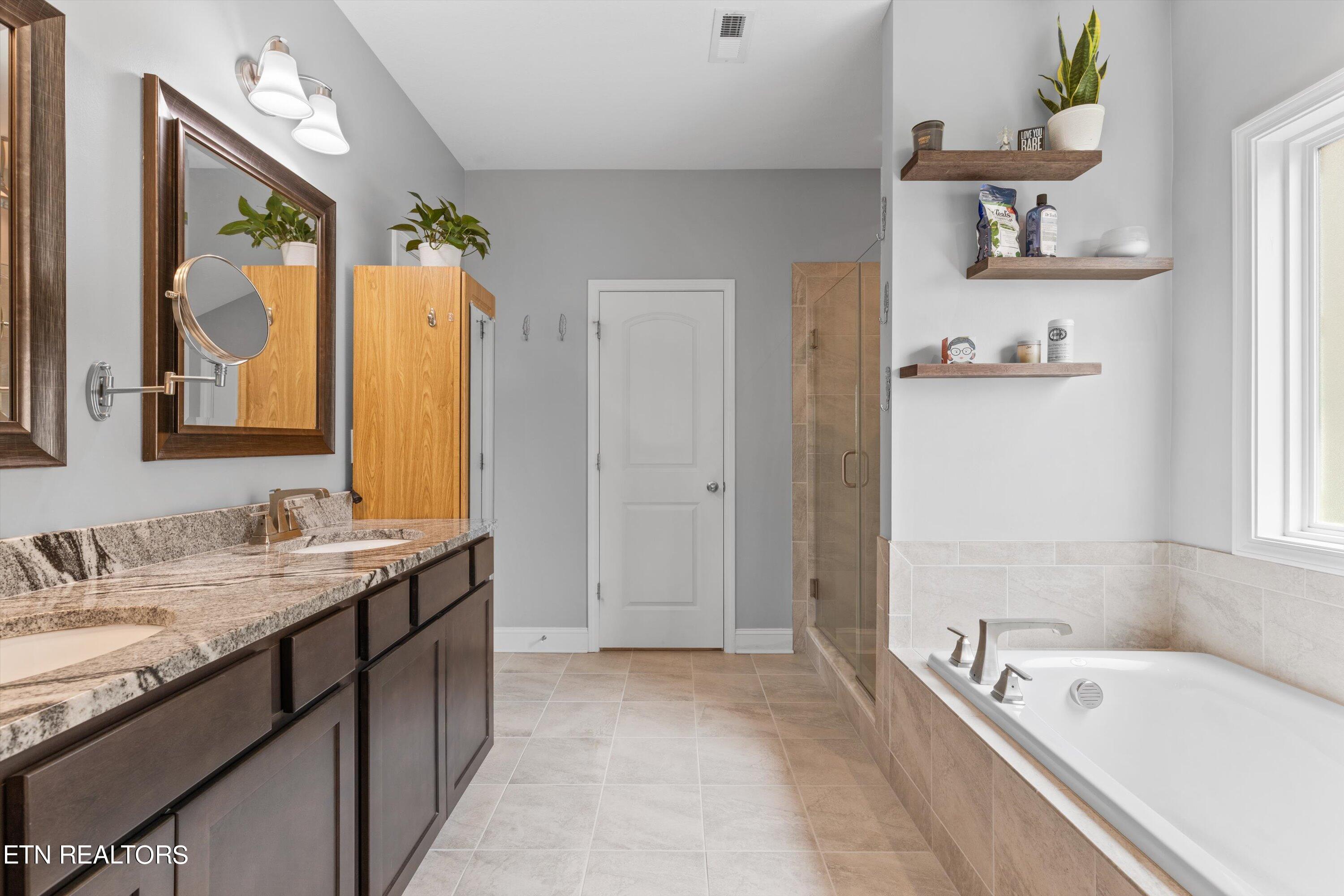 2531 Blackberry Ridge Blvd