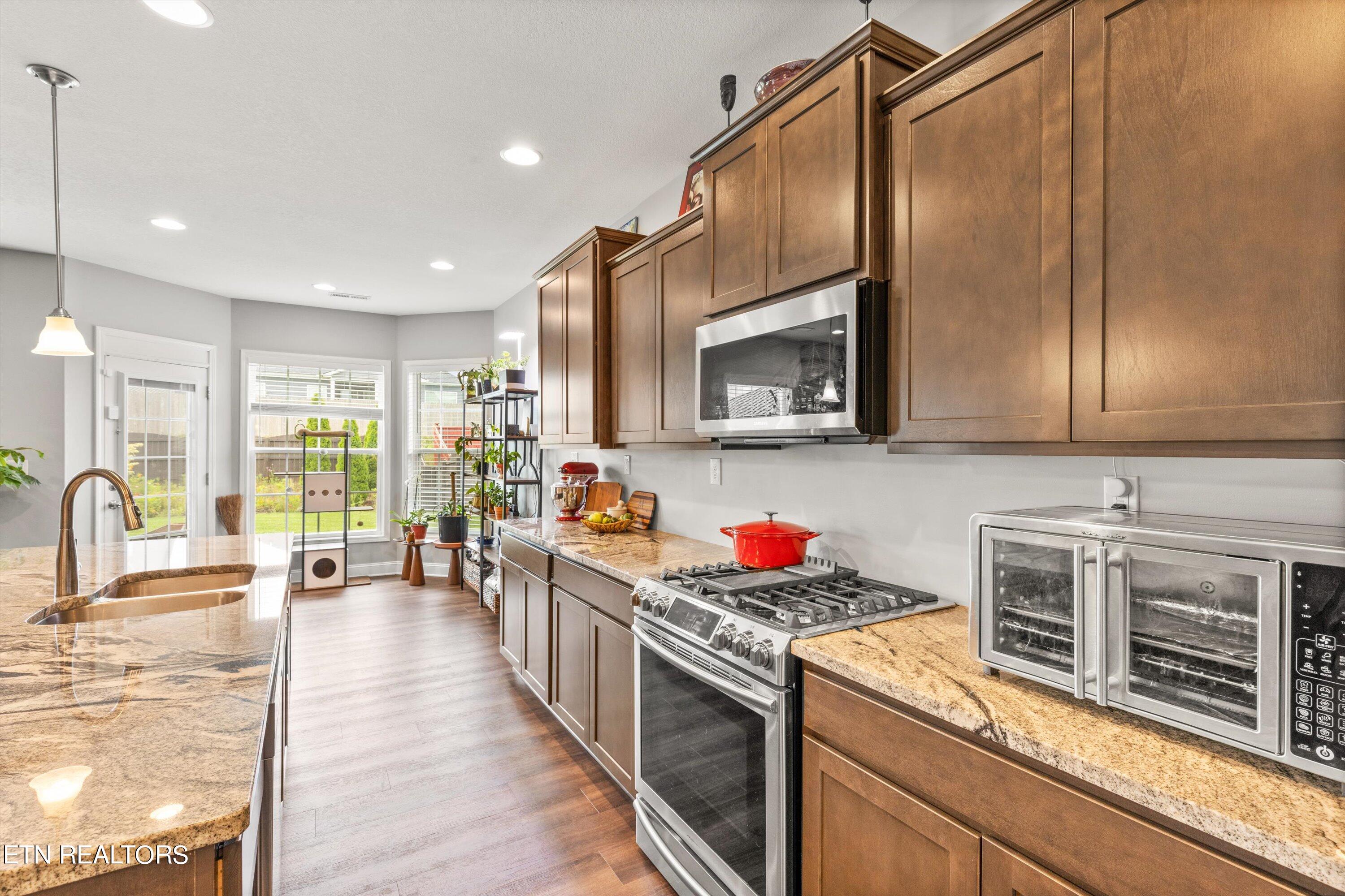 2531 Blackberry Ridge Blvd