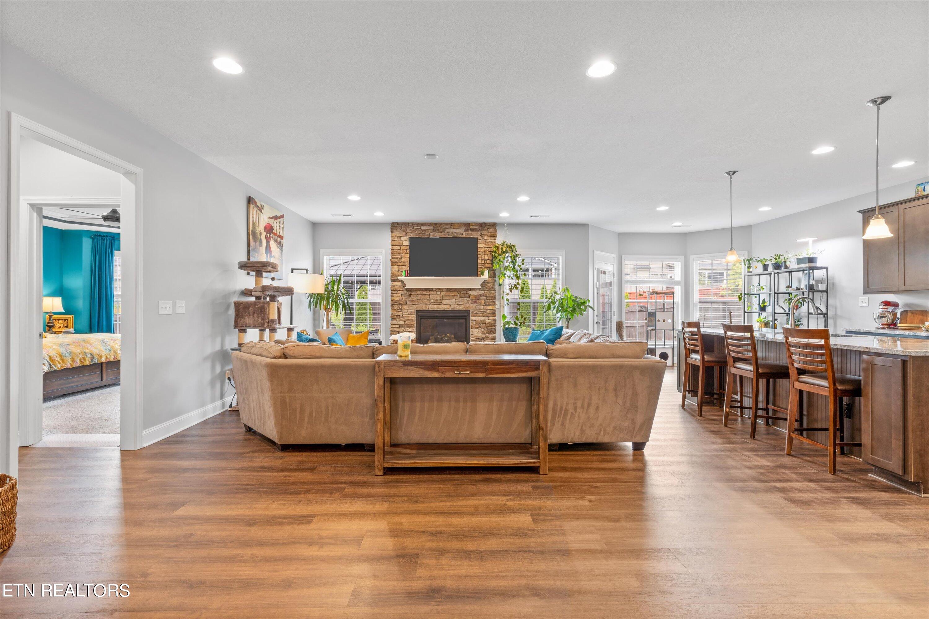 2531 Blackberry Ridge Blvd