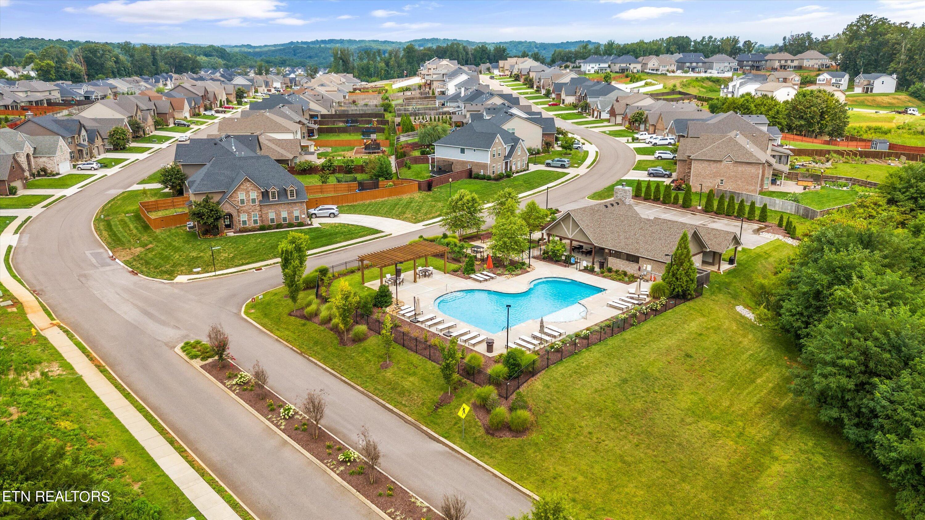 2531 Blackberry Ridge Blvd