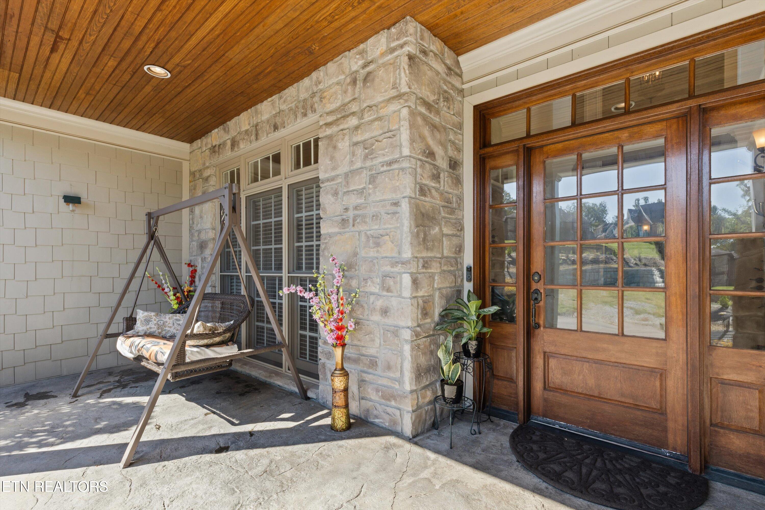 2550 Shady Meadow Lane