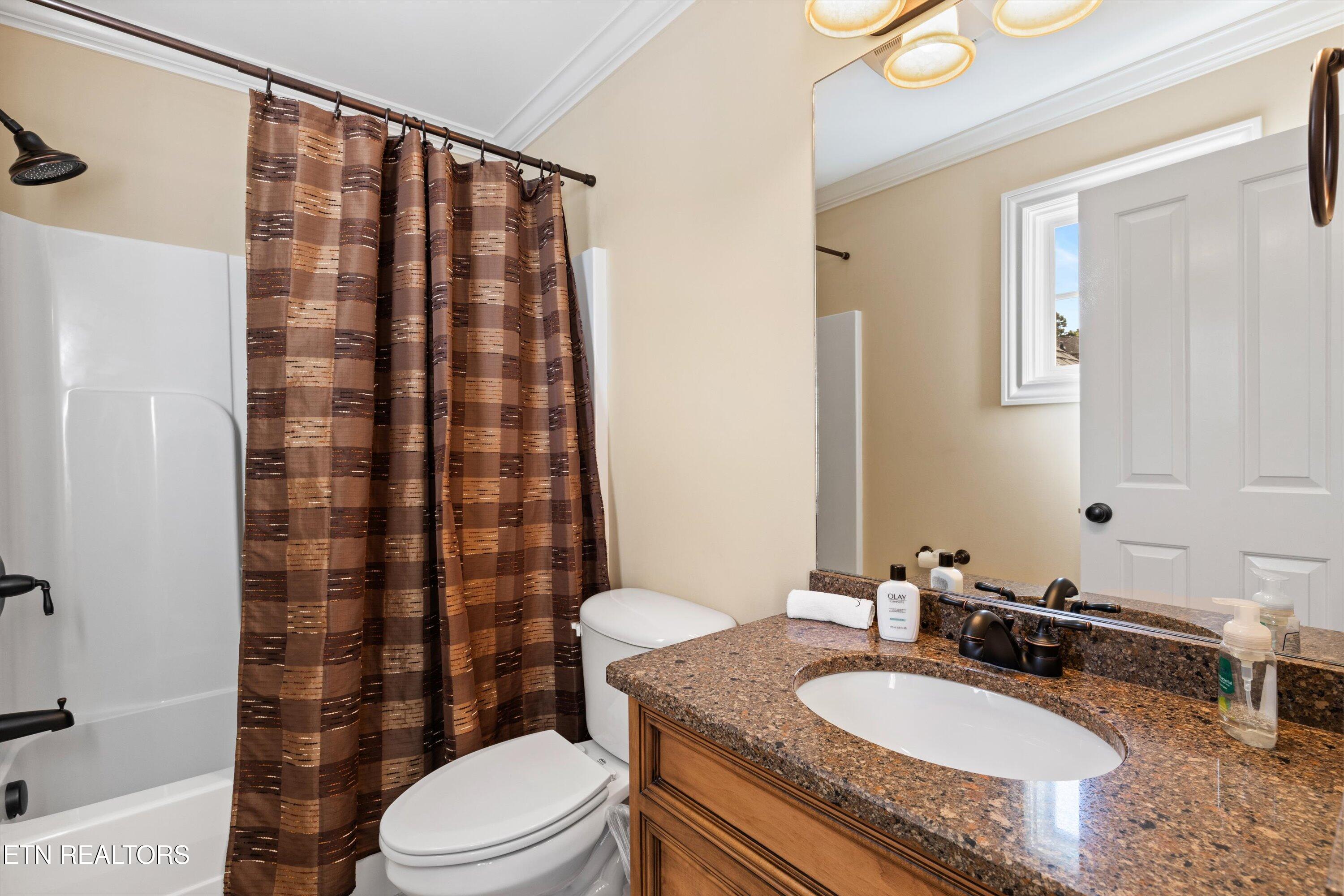 2550 Shady Meadow Lane