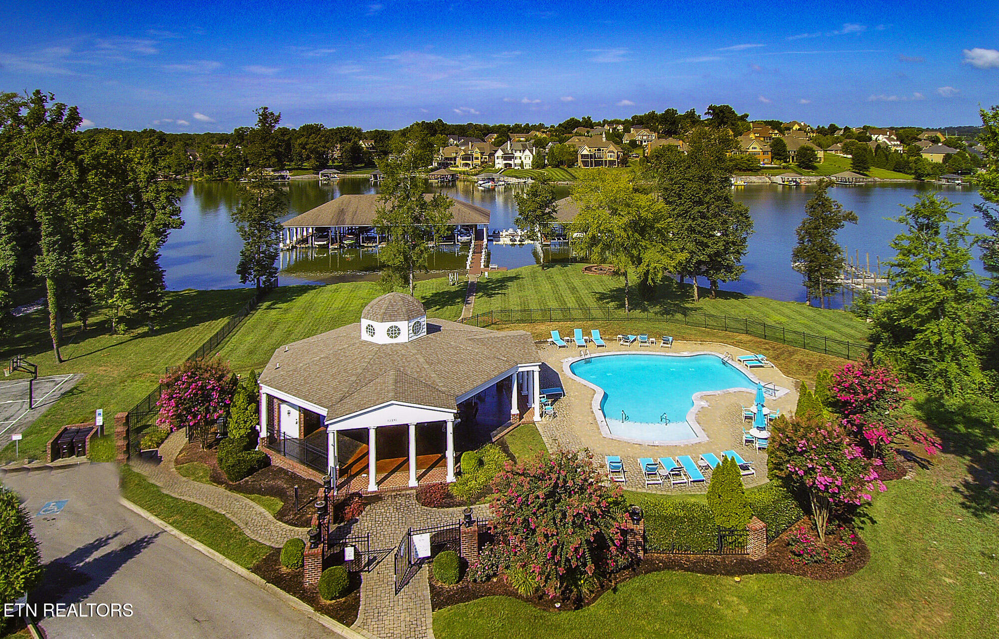 1510 Charlottesville Blvd