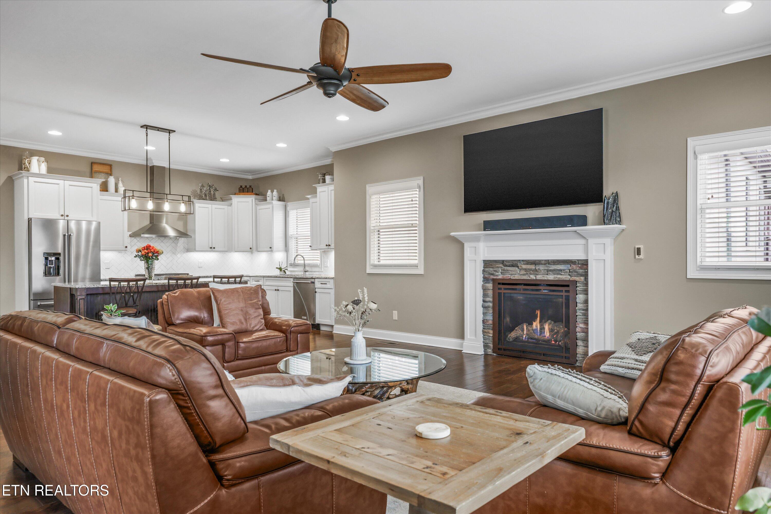 12546 Daisy Field Lane