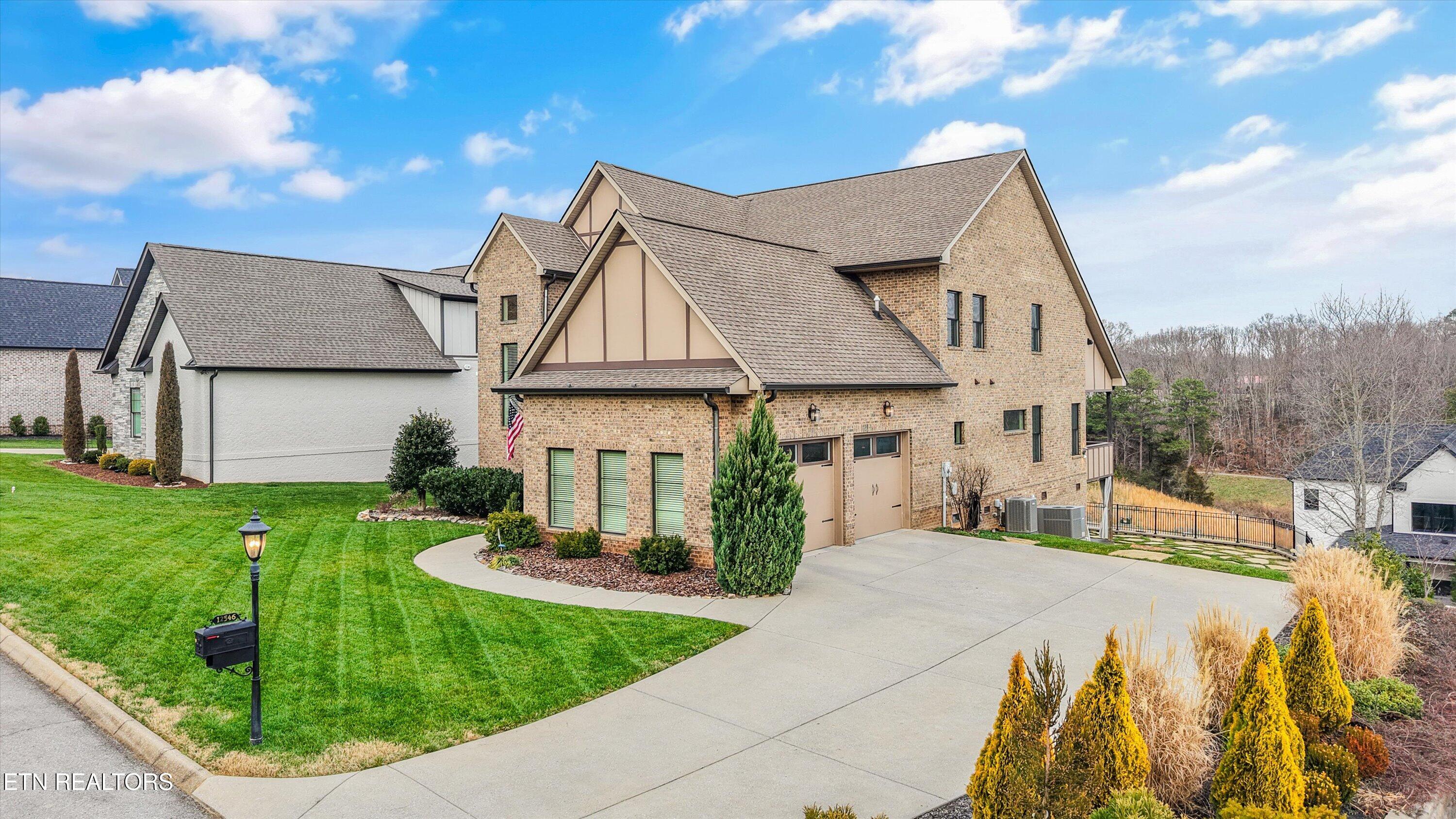 12546 Daisy Field Lane