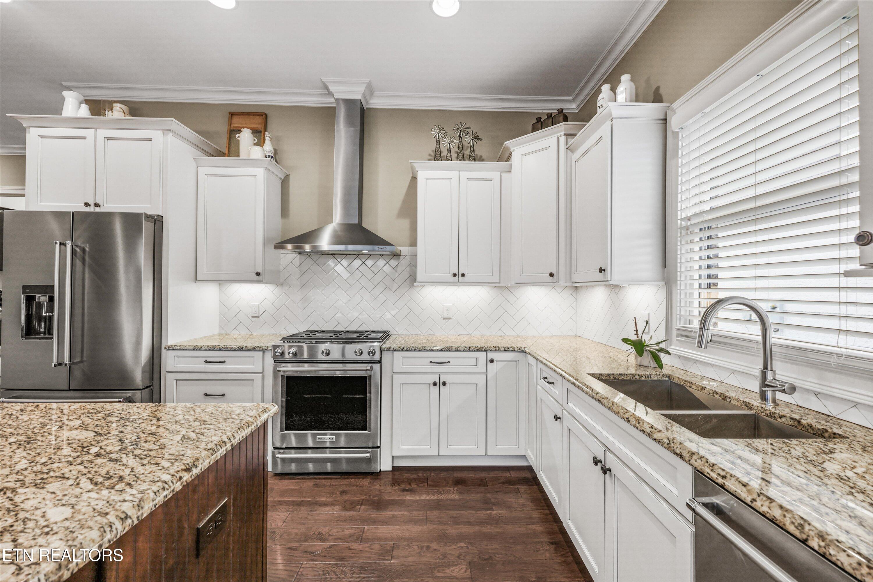 12546 Daisy Field Lane