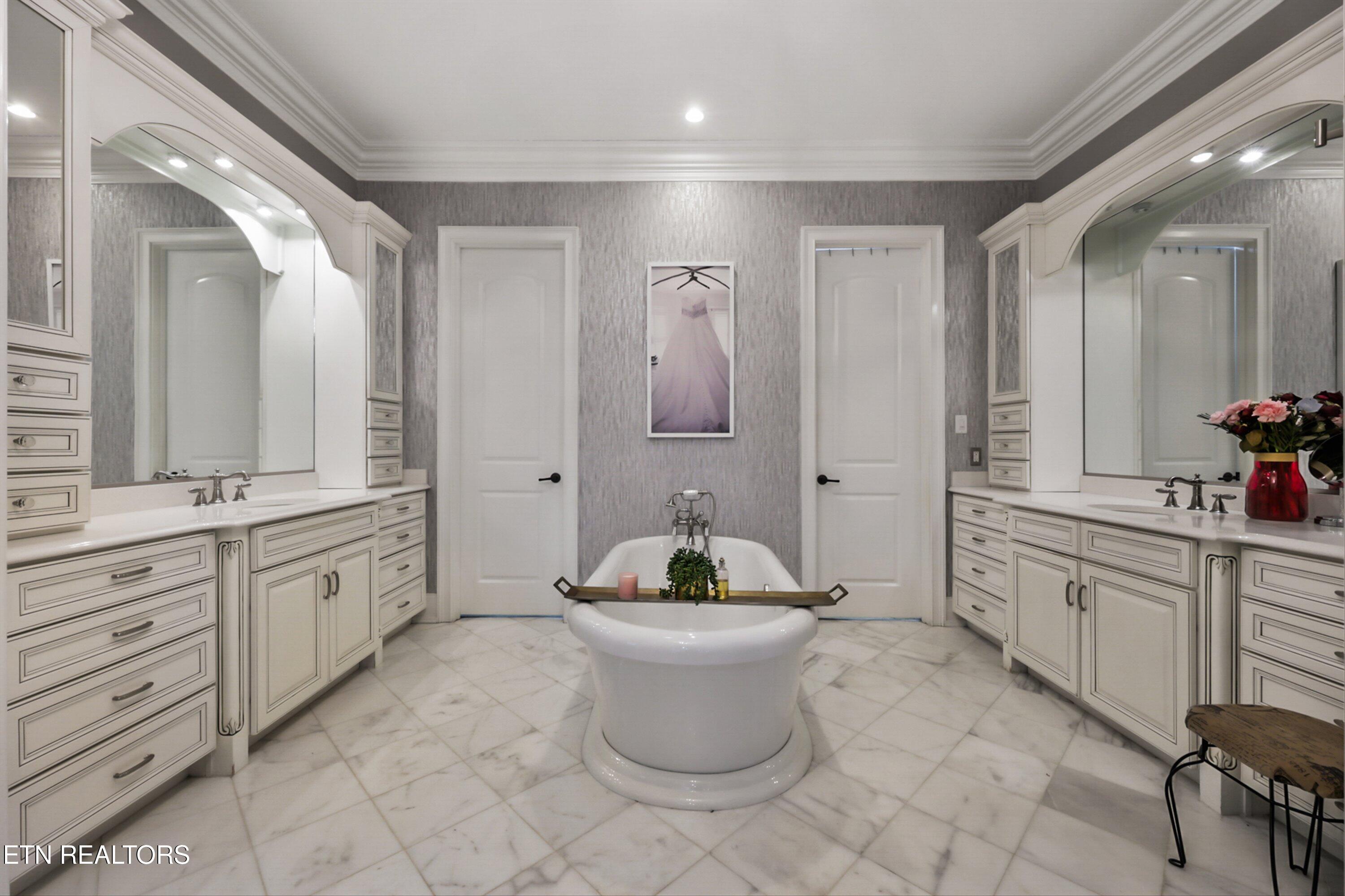 1245 Arborbrooke Drive