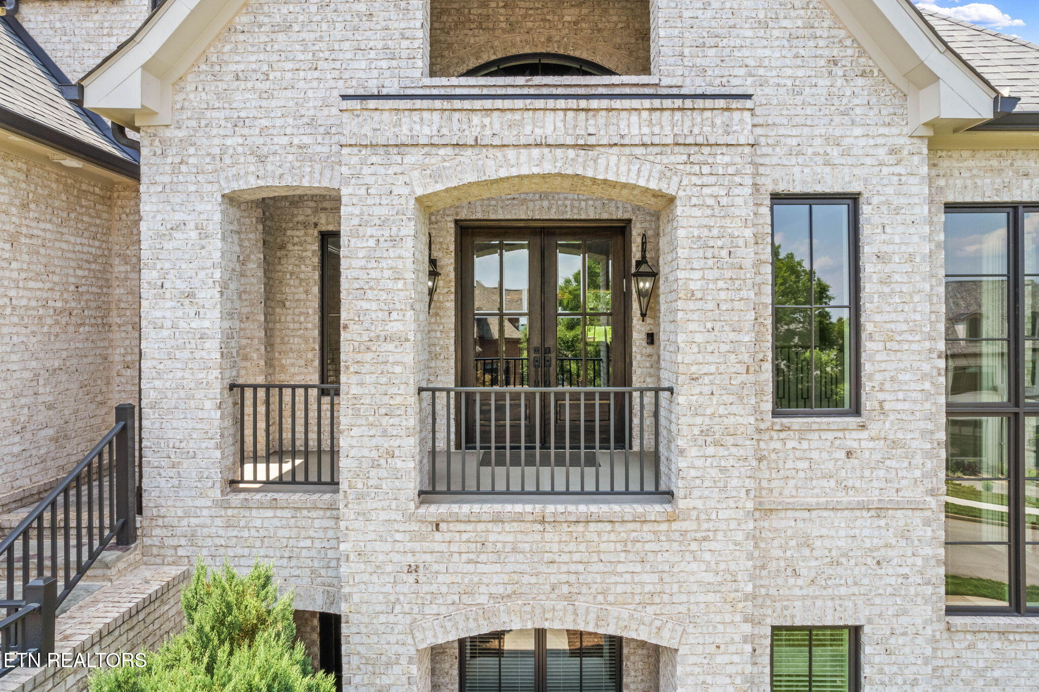 12904 Highwick Circle