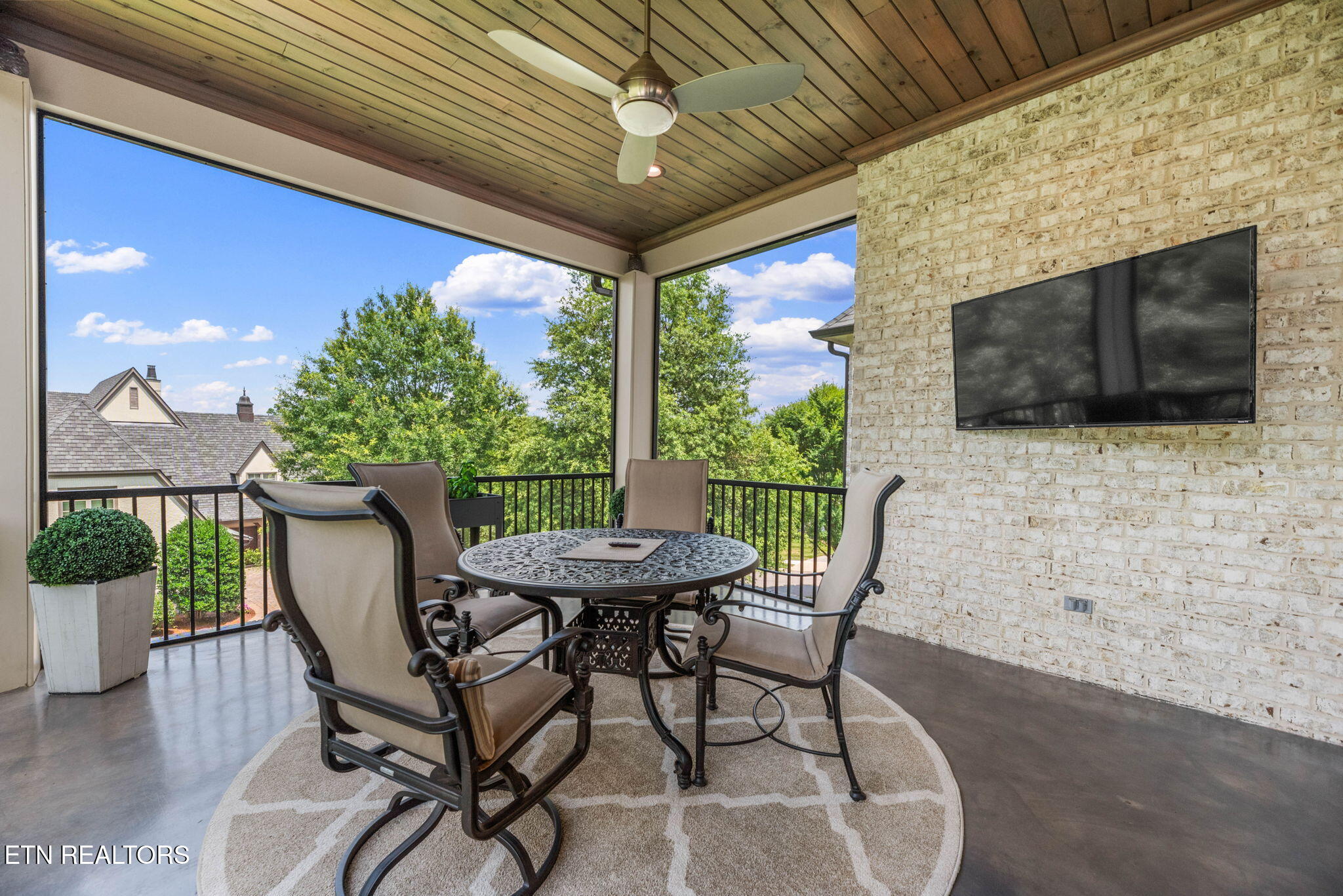 12904 Highwick Circle