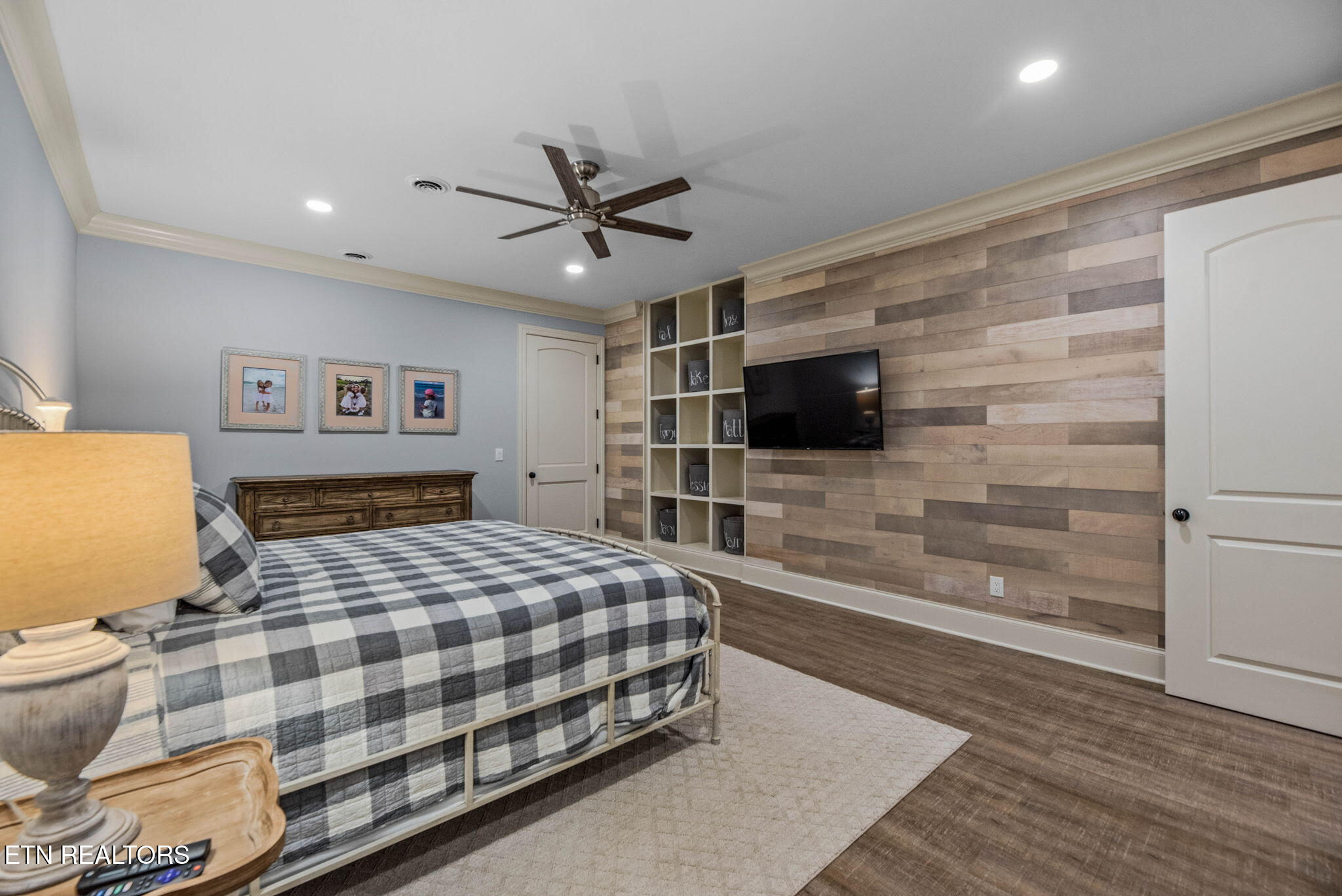 12904 Highwick Circle