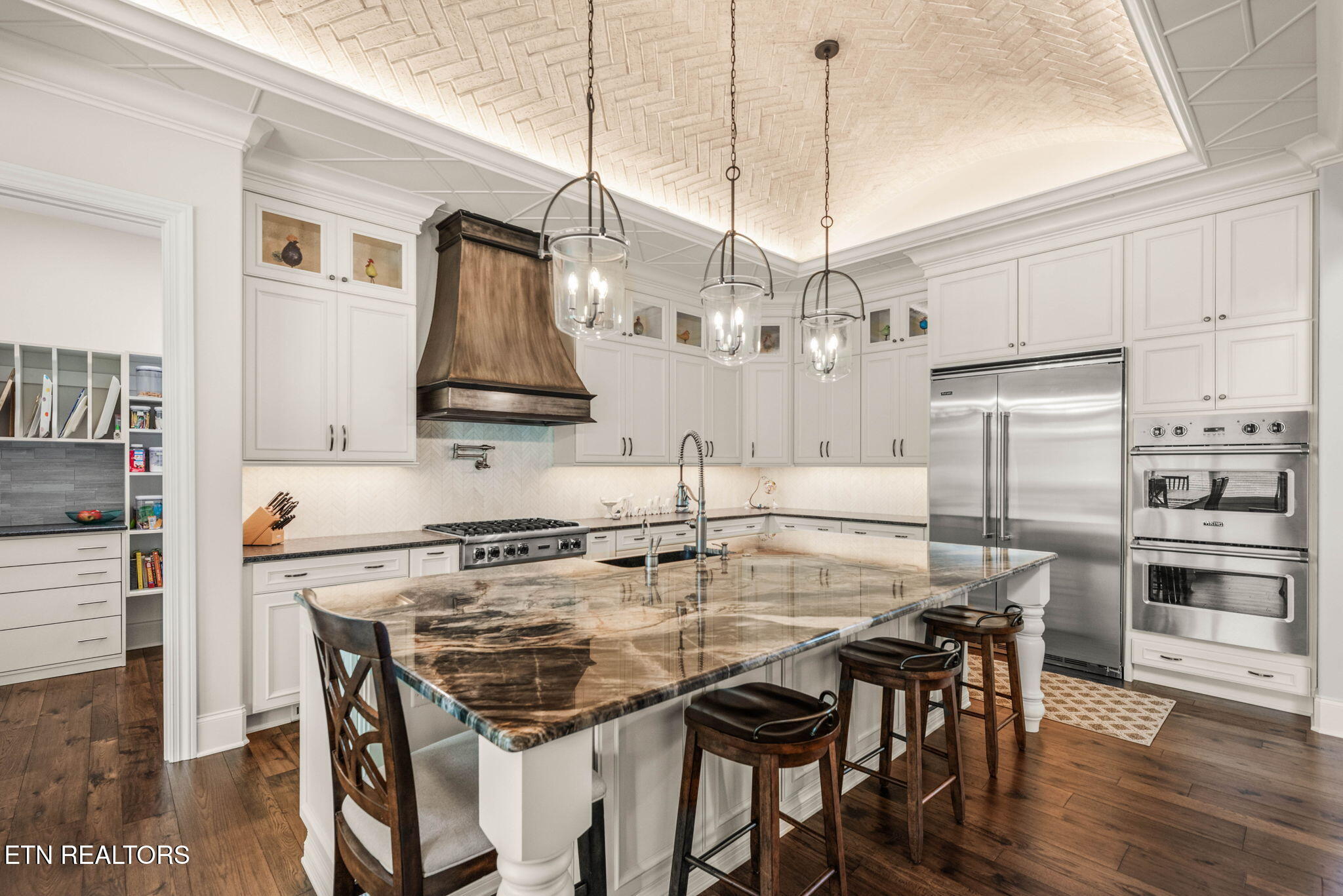 12904 Highwick Circle