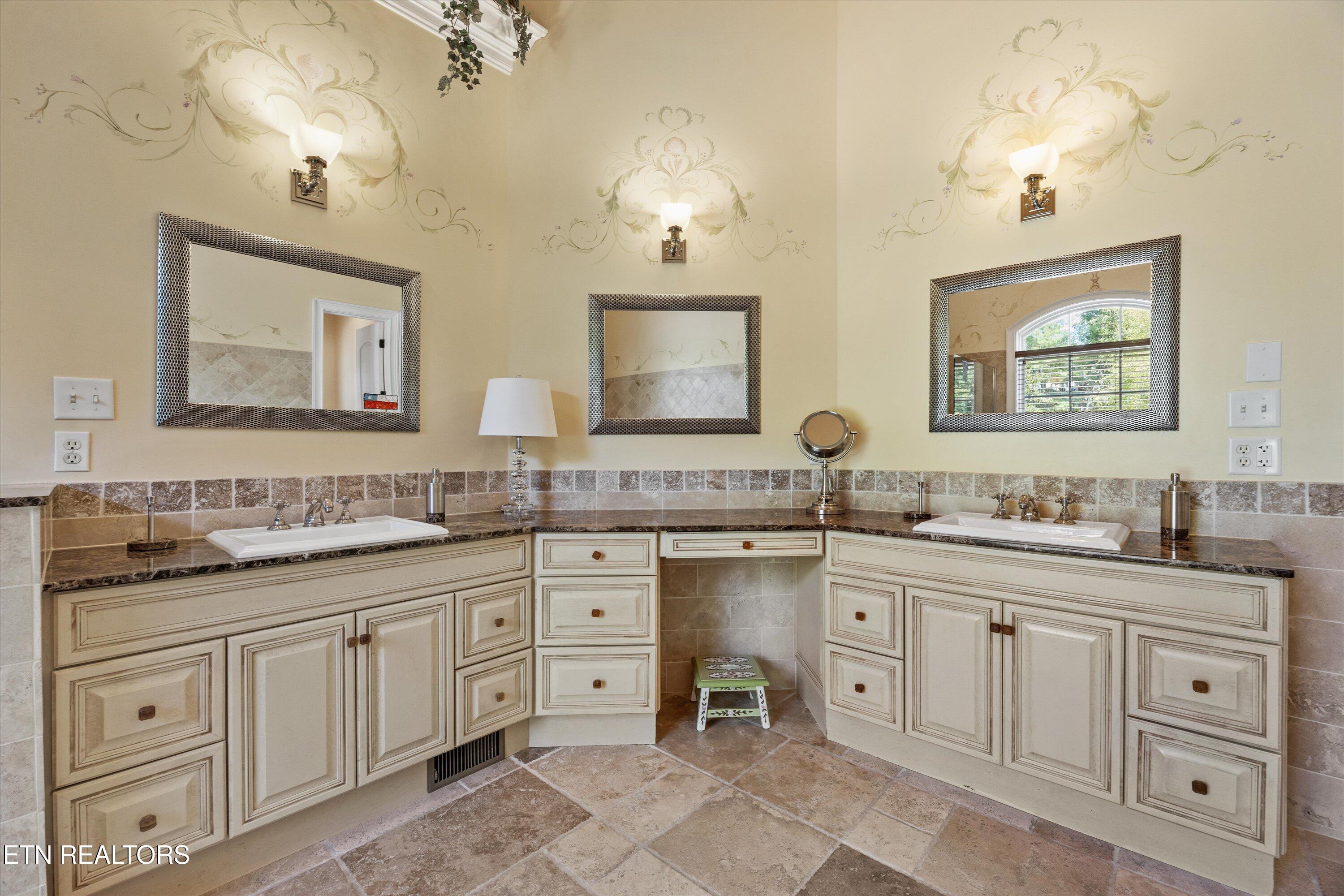 10235 Thimble Fields Drive