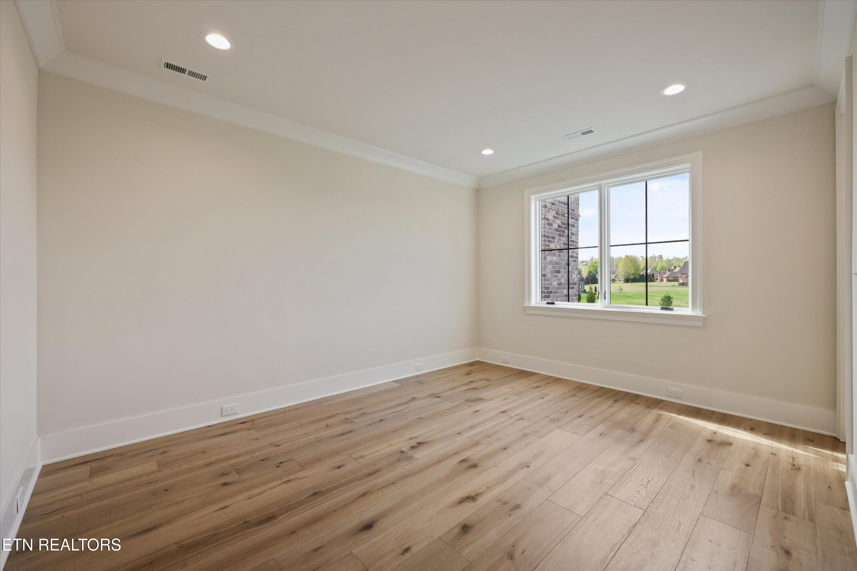 3741 Edgewater Way