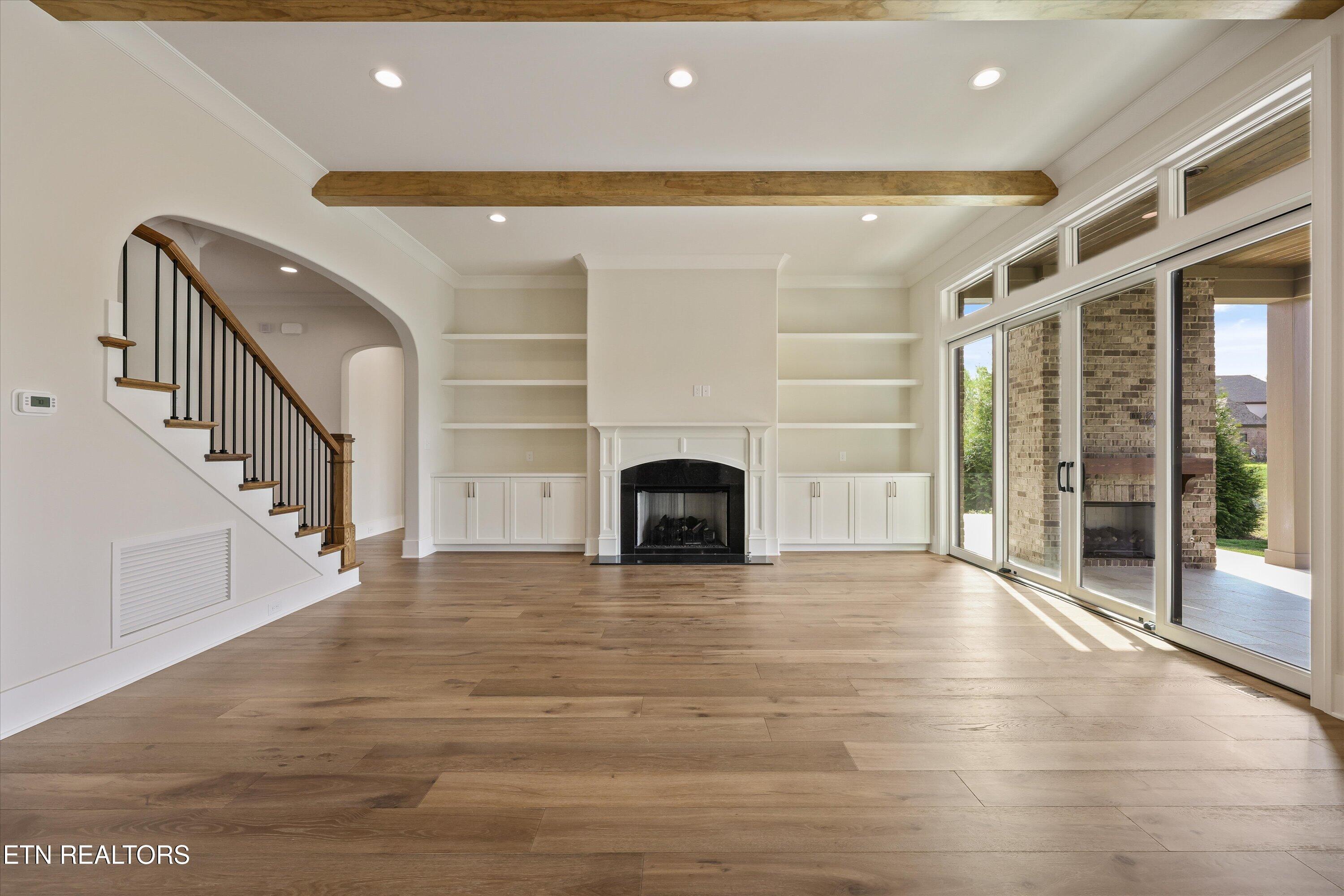 3741 Edgewater Way