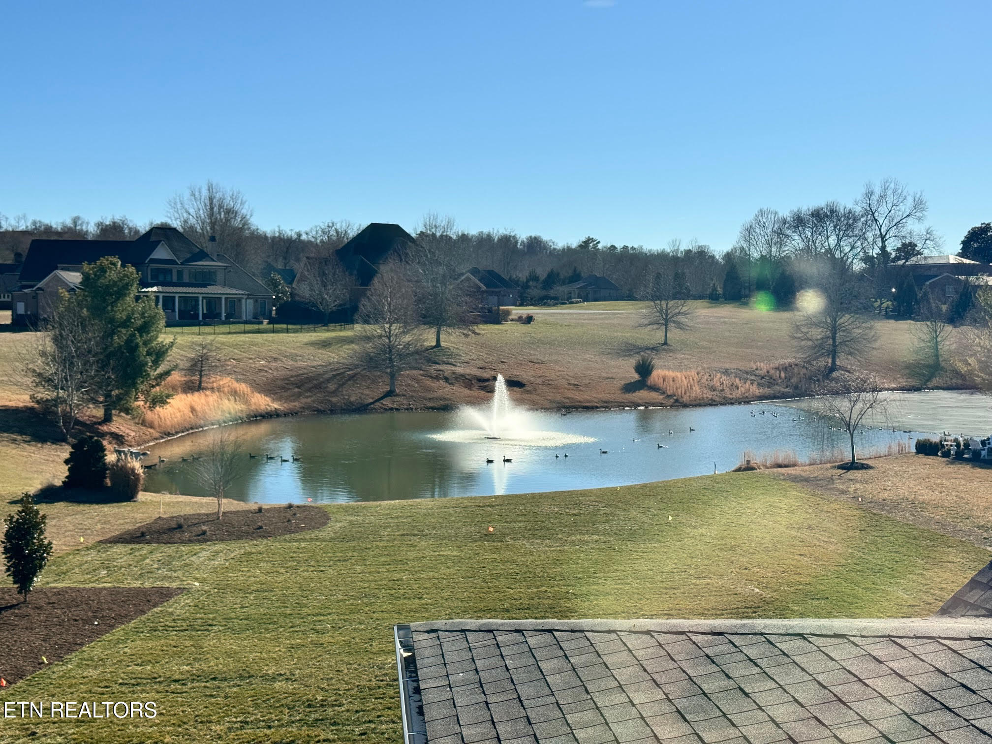 3741 Edgewater Way