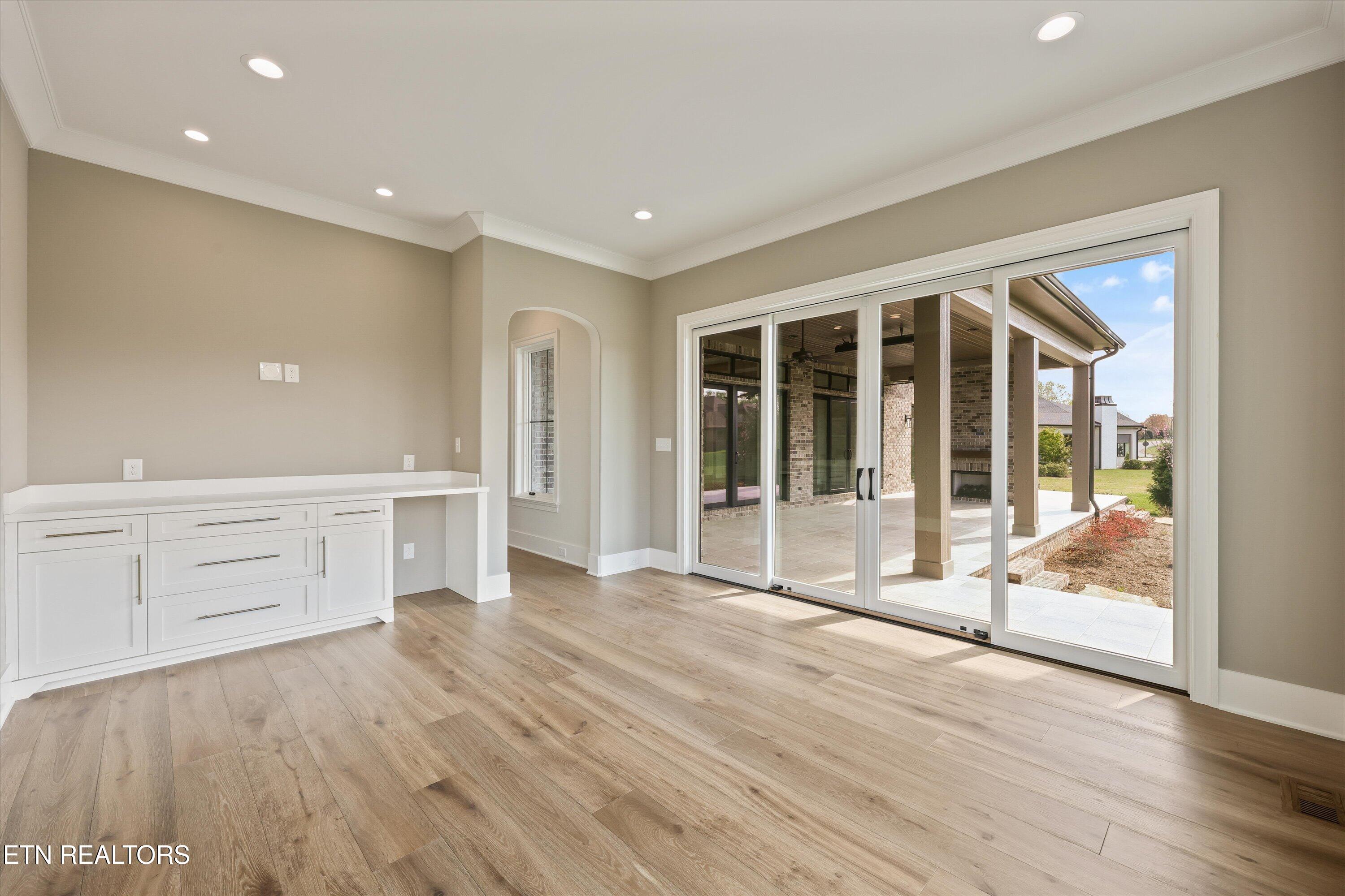 3741 Edgewater Way