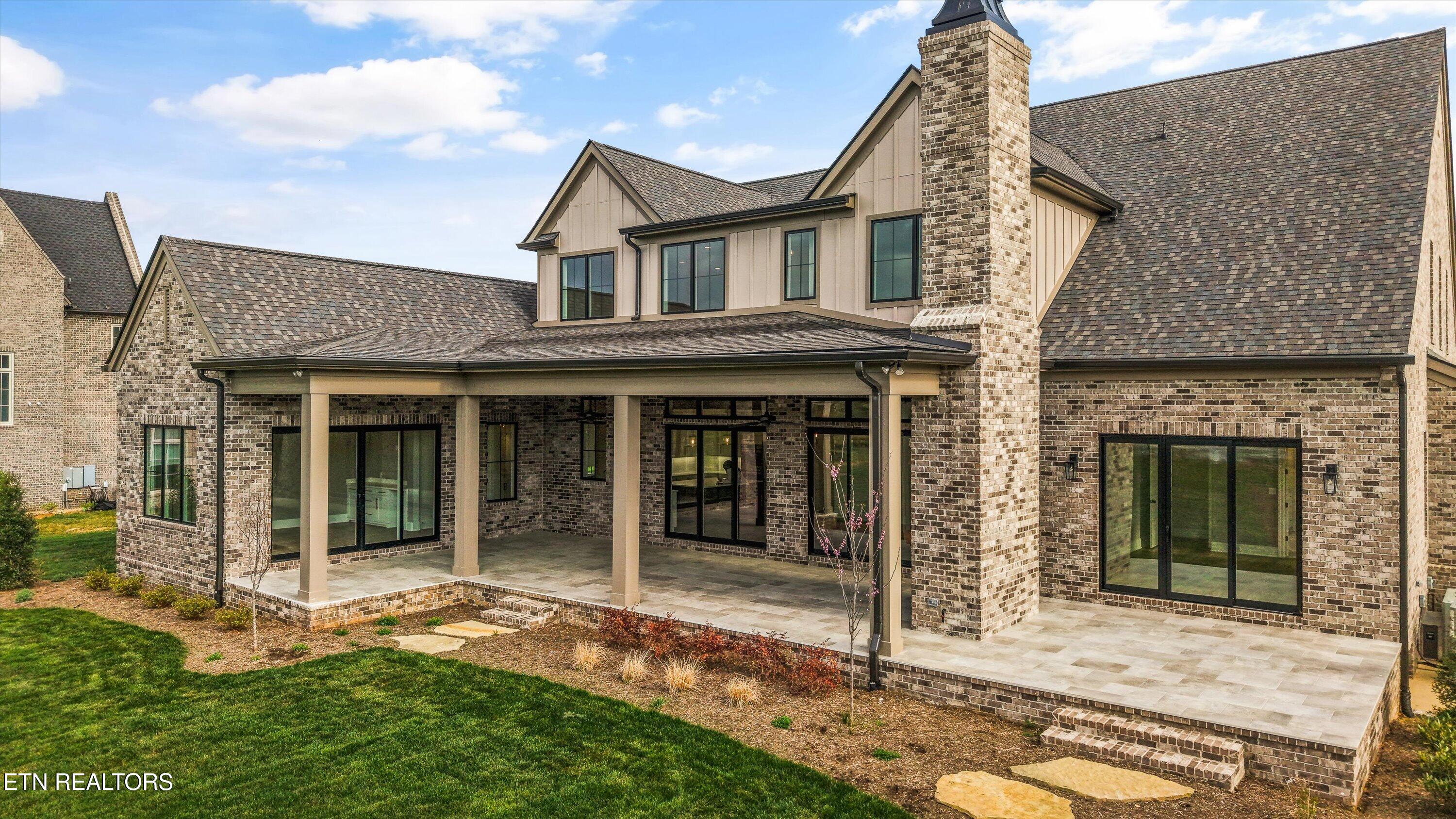 3741 Edgewater Way