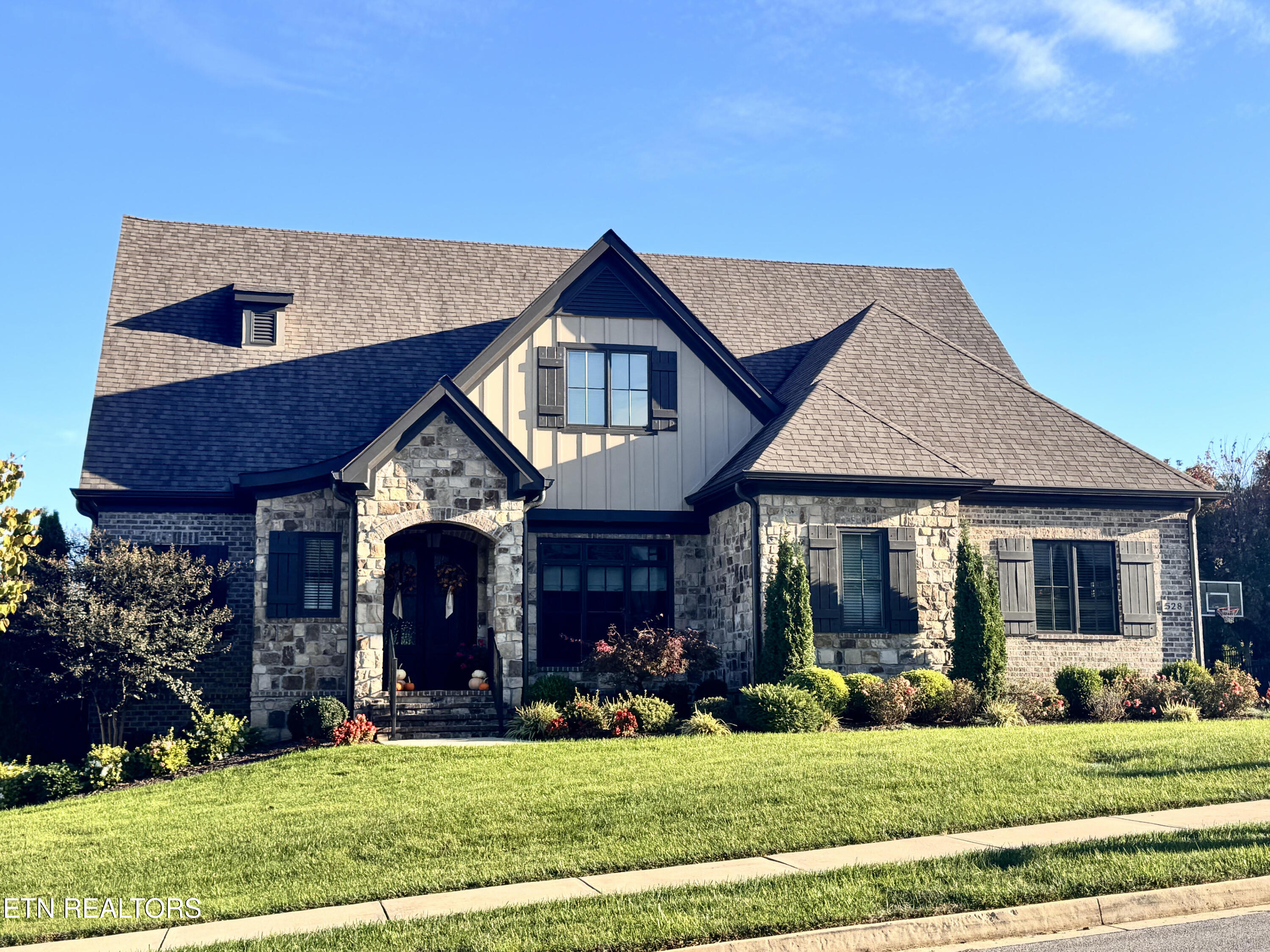 528 Larksong Drive Knoxville TN