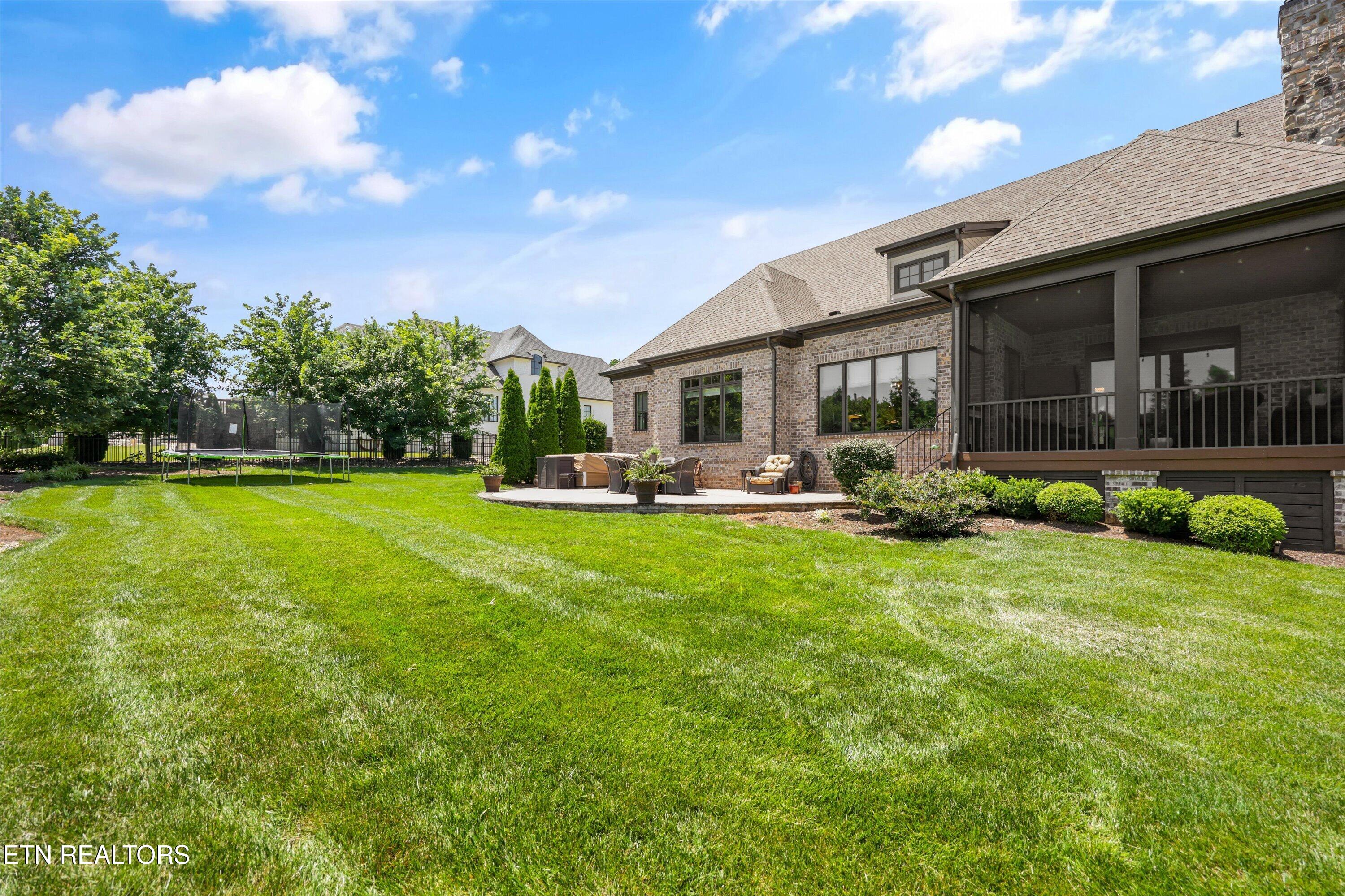 528 Larksong Drive