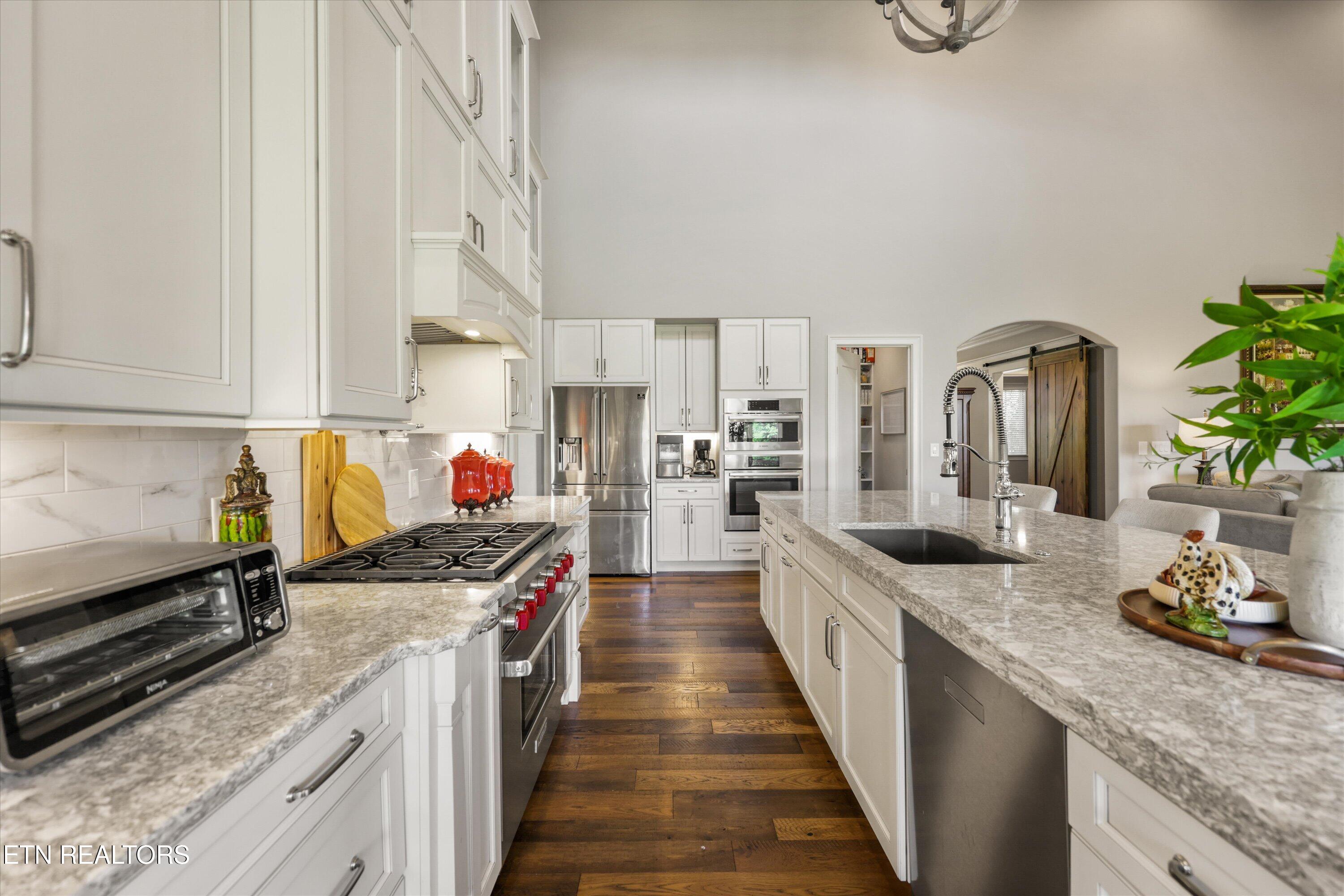 528 Larksong Drive