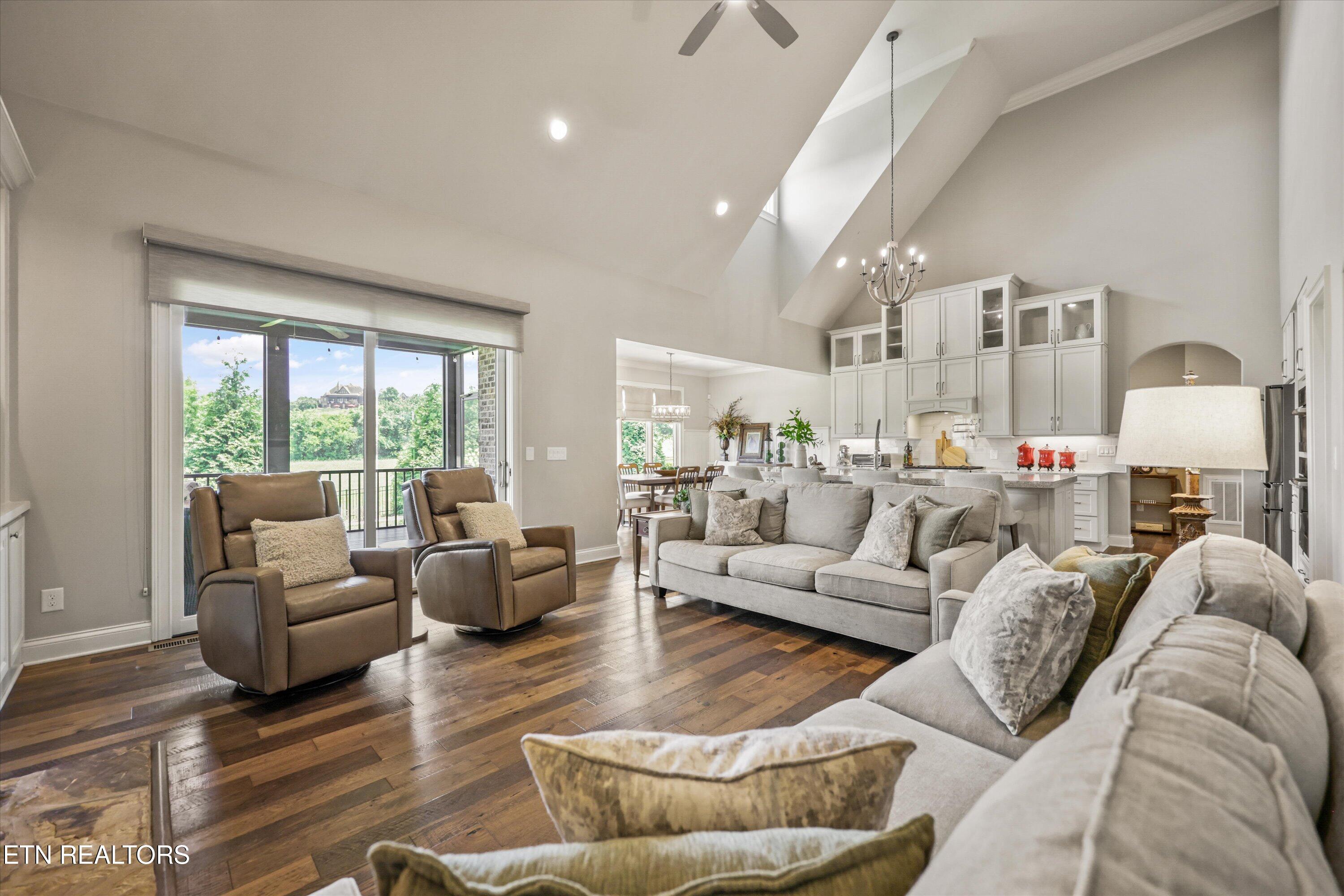 528 Larksong Drive