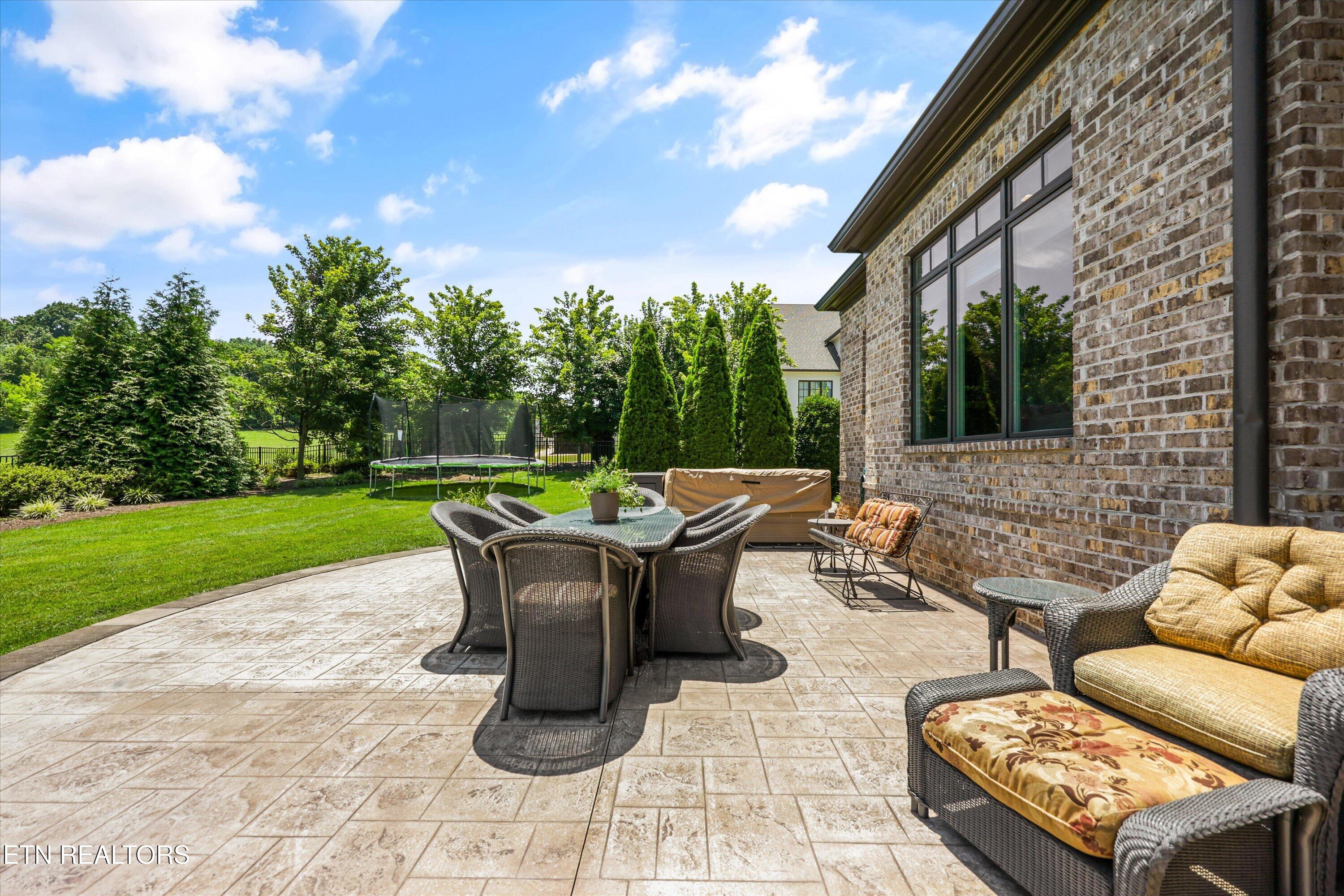 528 Larksong Drive