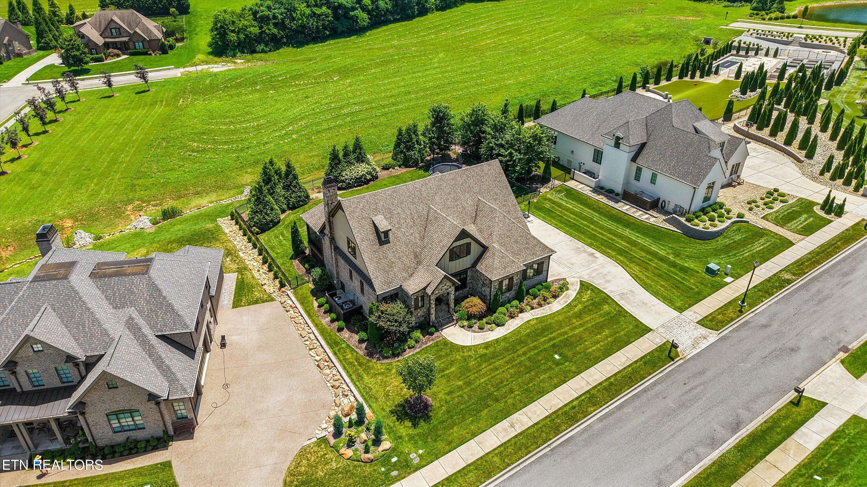 528 Larksong Drive