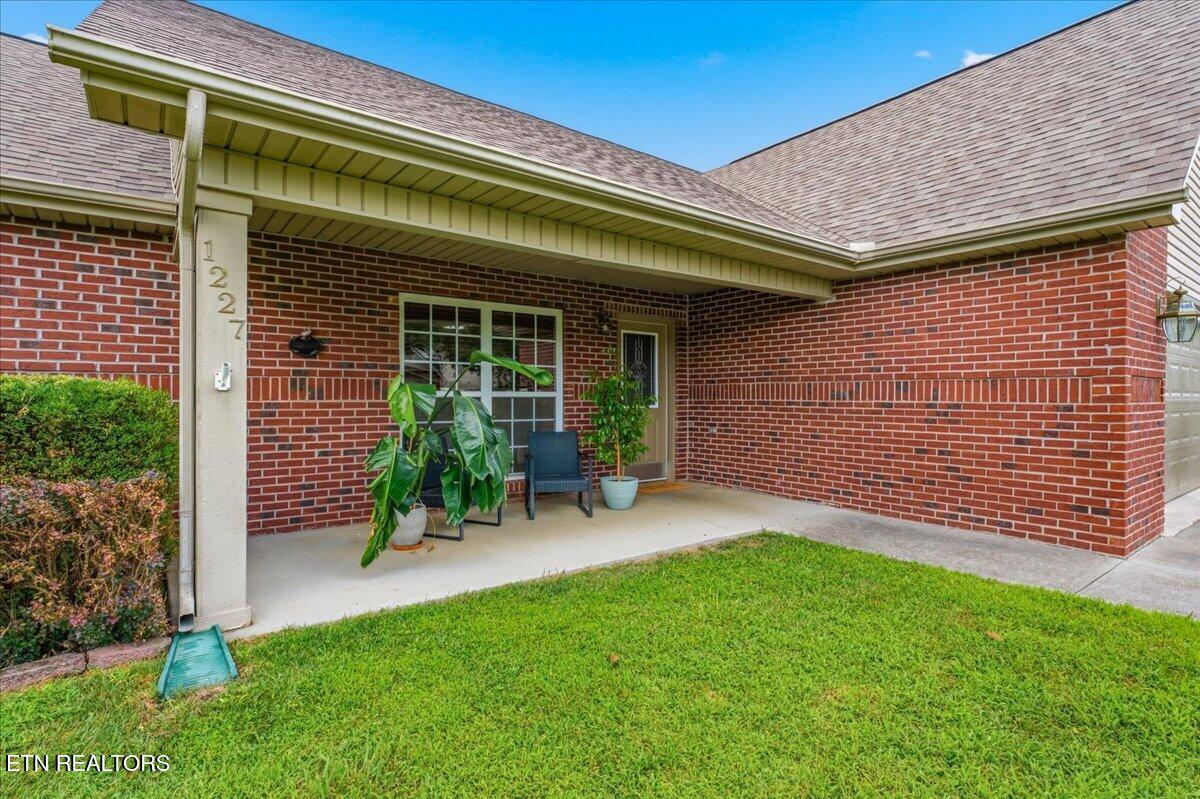 1227 Elsborn Ridge Rd
