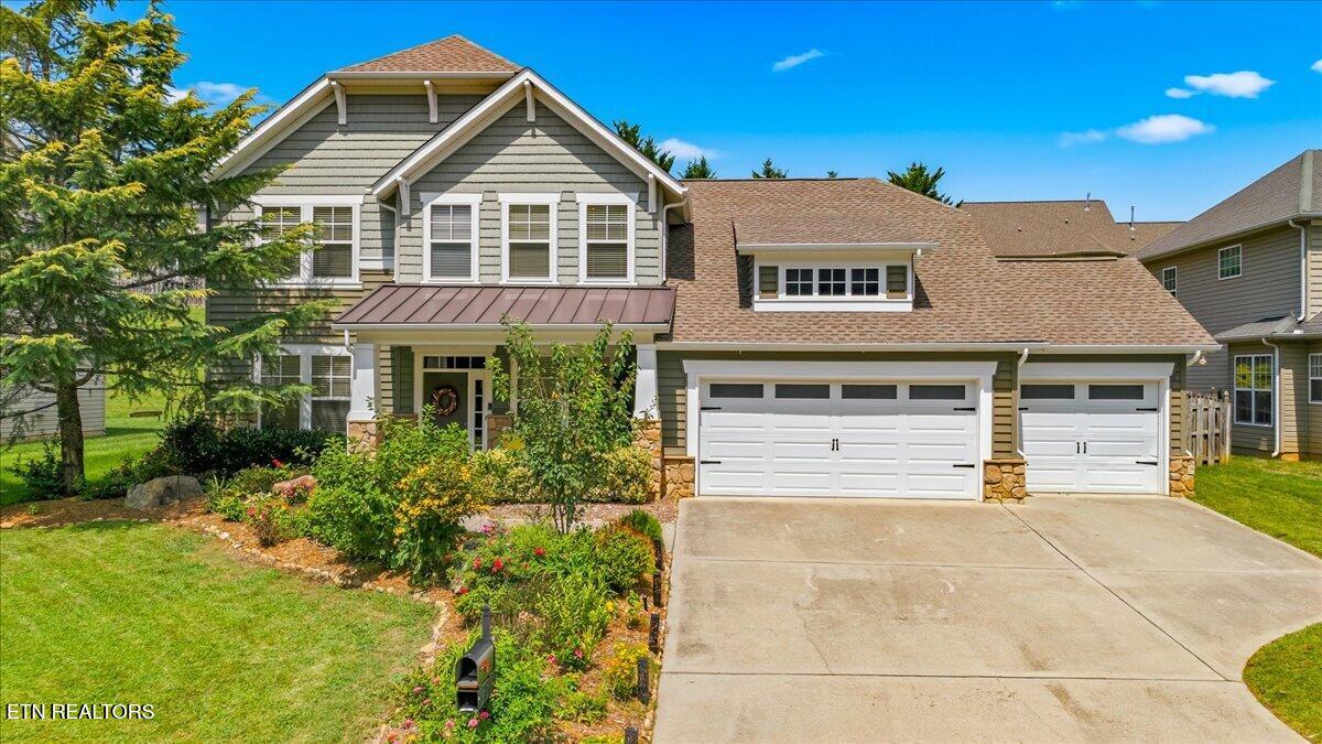 821 Clover Fields Lane