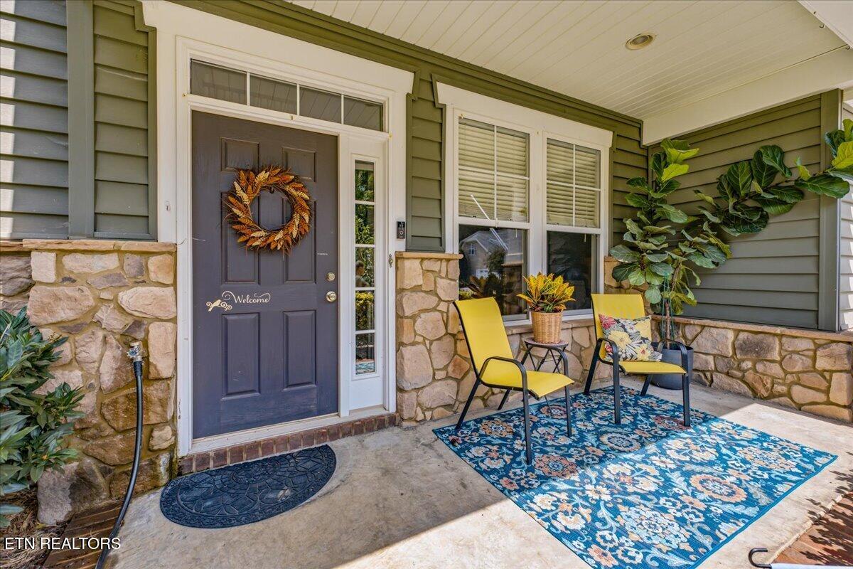 821 Clover Fields Lane