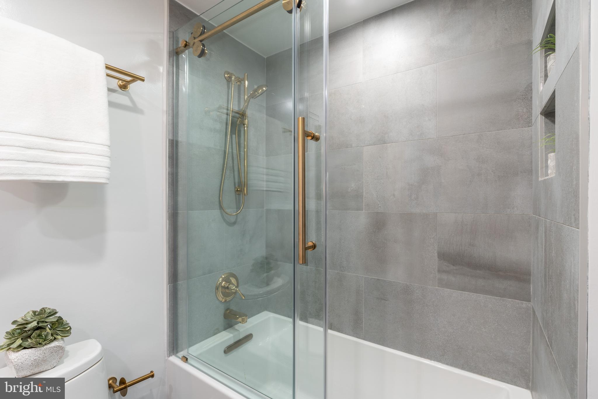 2700 VIRGINIA AVENUE NW 305