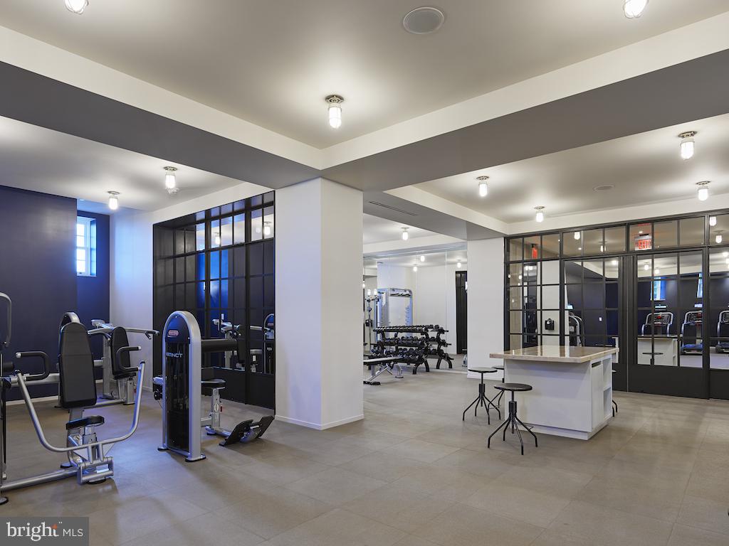 2660 CONNECTICUT AVENUE NW 3C