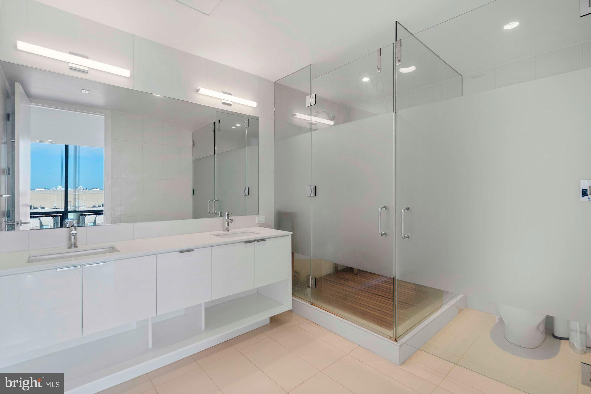 1111 24TH STREET NW PH106