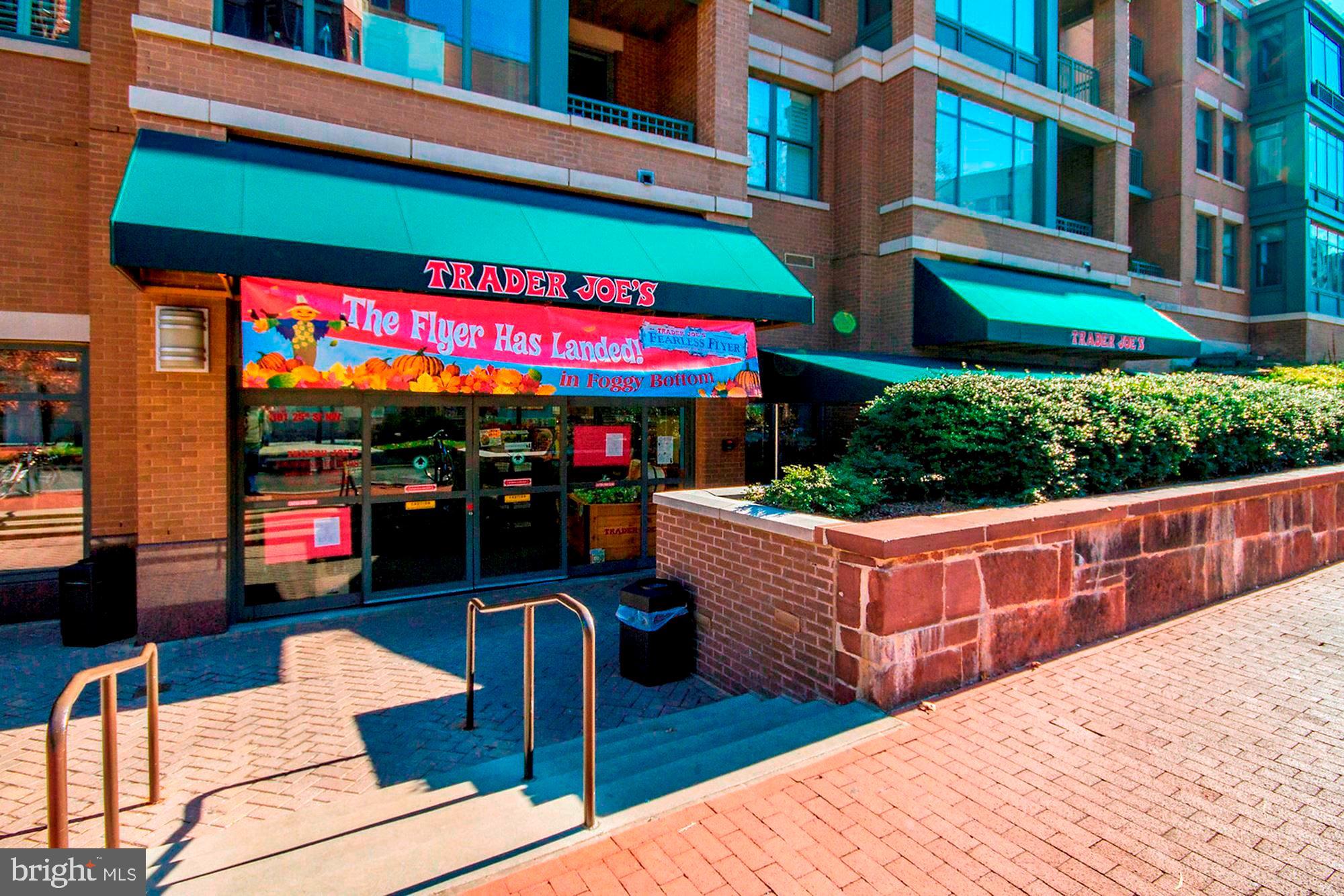 1111 24TH STREET NW PH106