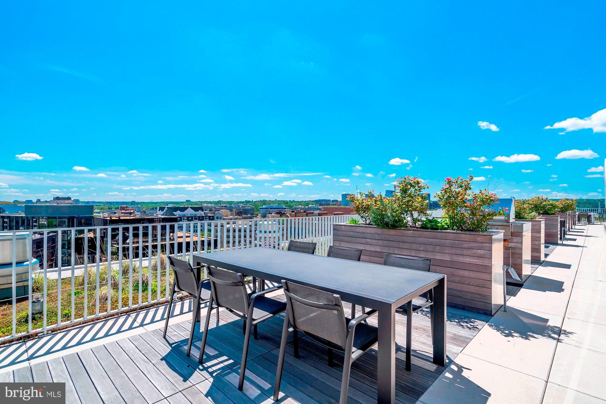 1111 24TH STREET NW PH106