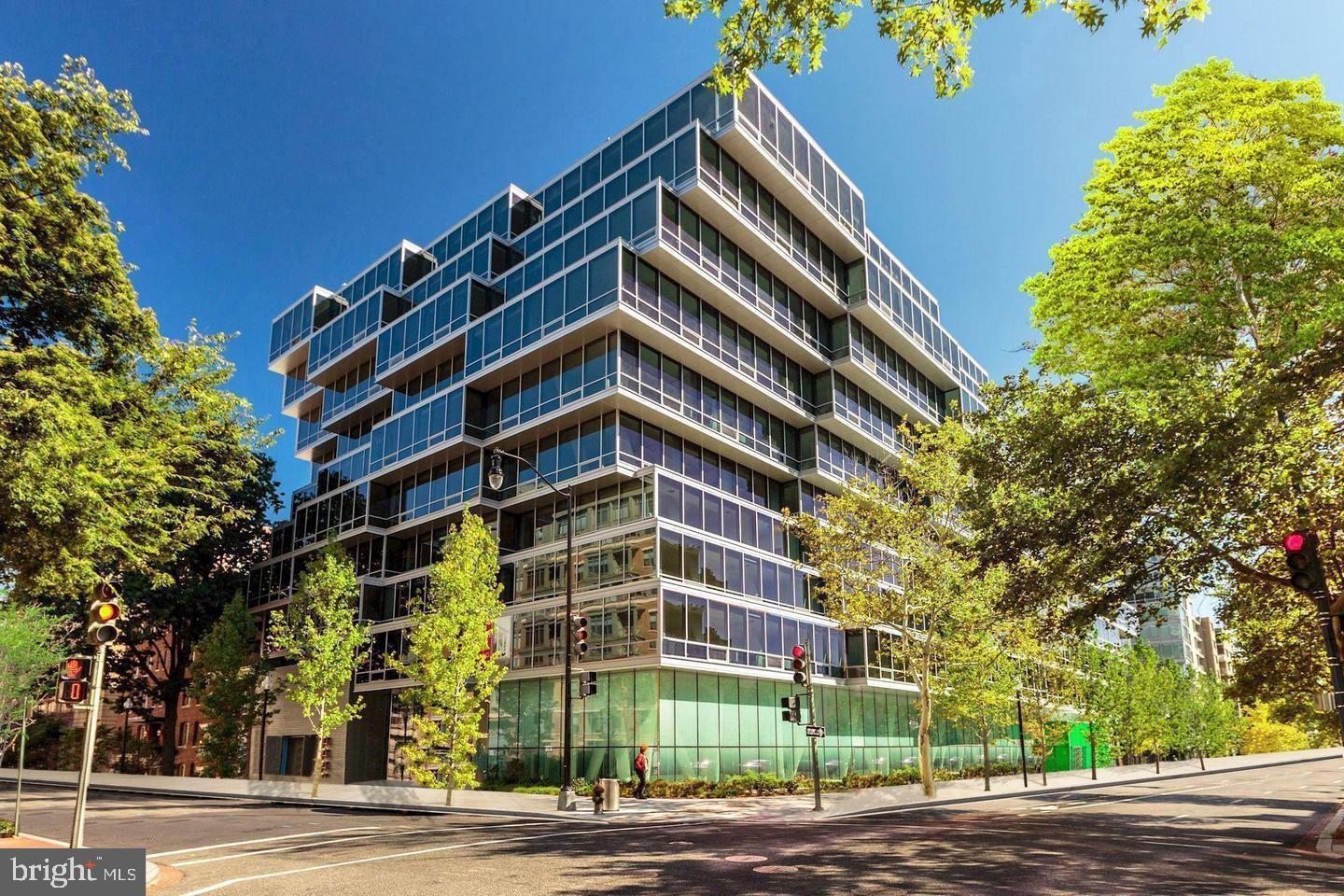 1111 24TH STREET NW PH106