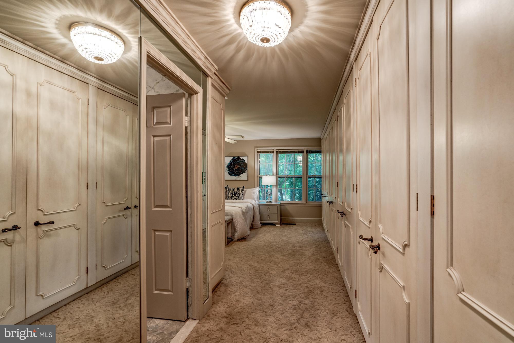 3211 SUTTON PLACE NW D