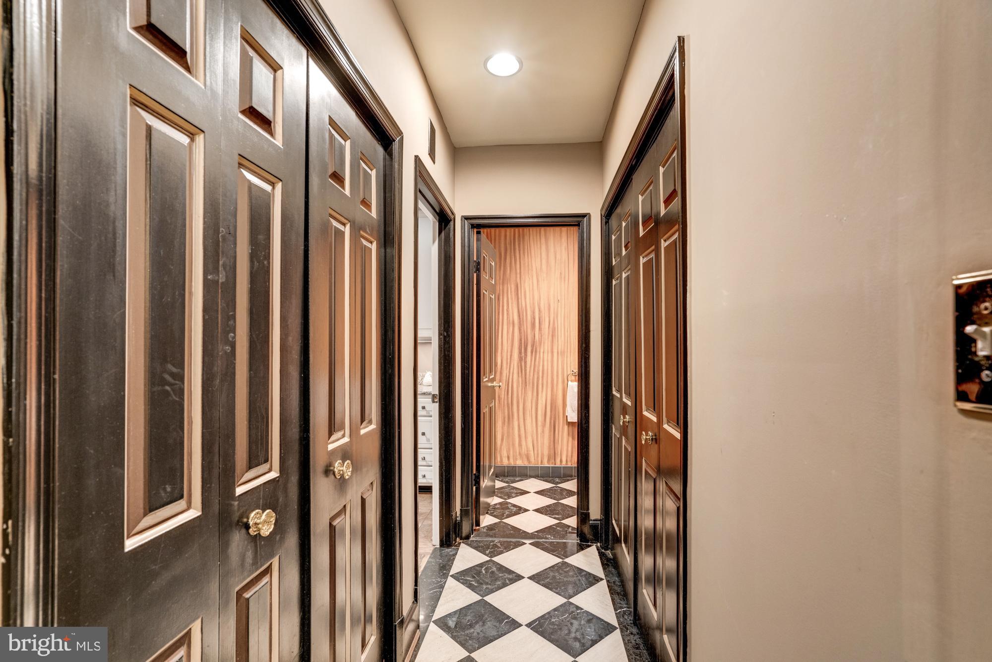 3211 SUTTON PLACE NW D