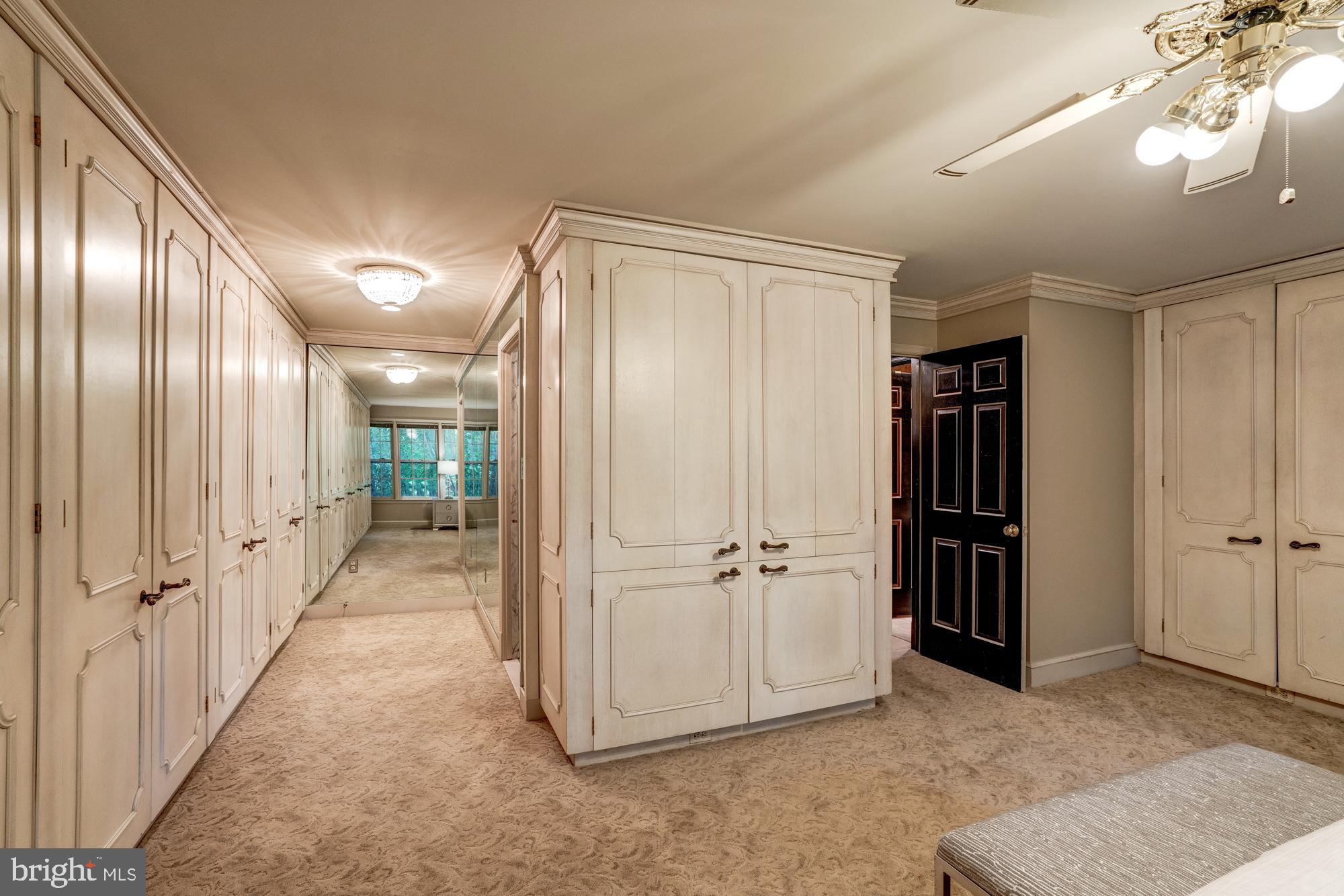 3211 SUTTON PLACE NW D