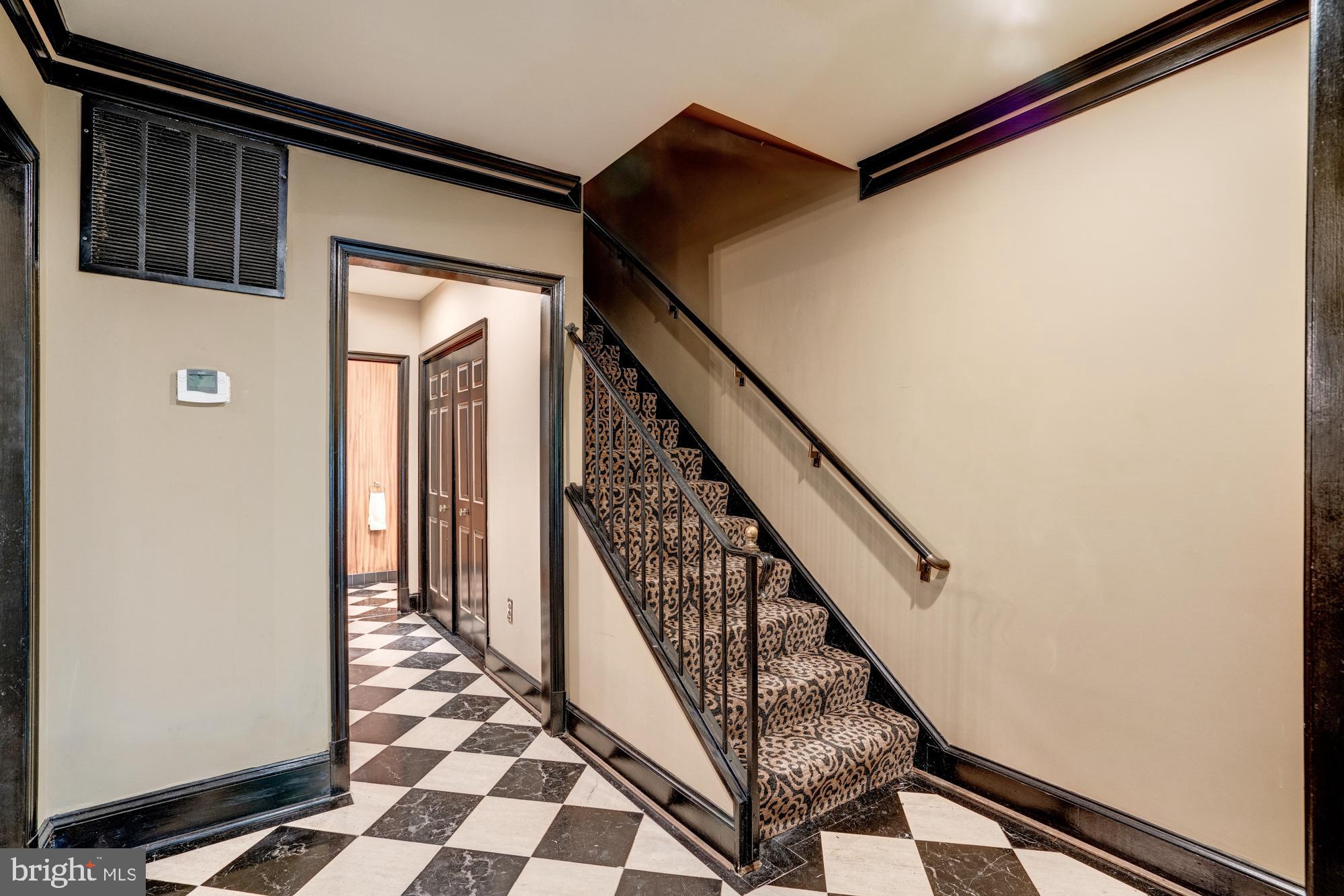 3211 SUTTON PLACE NW D