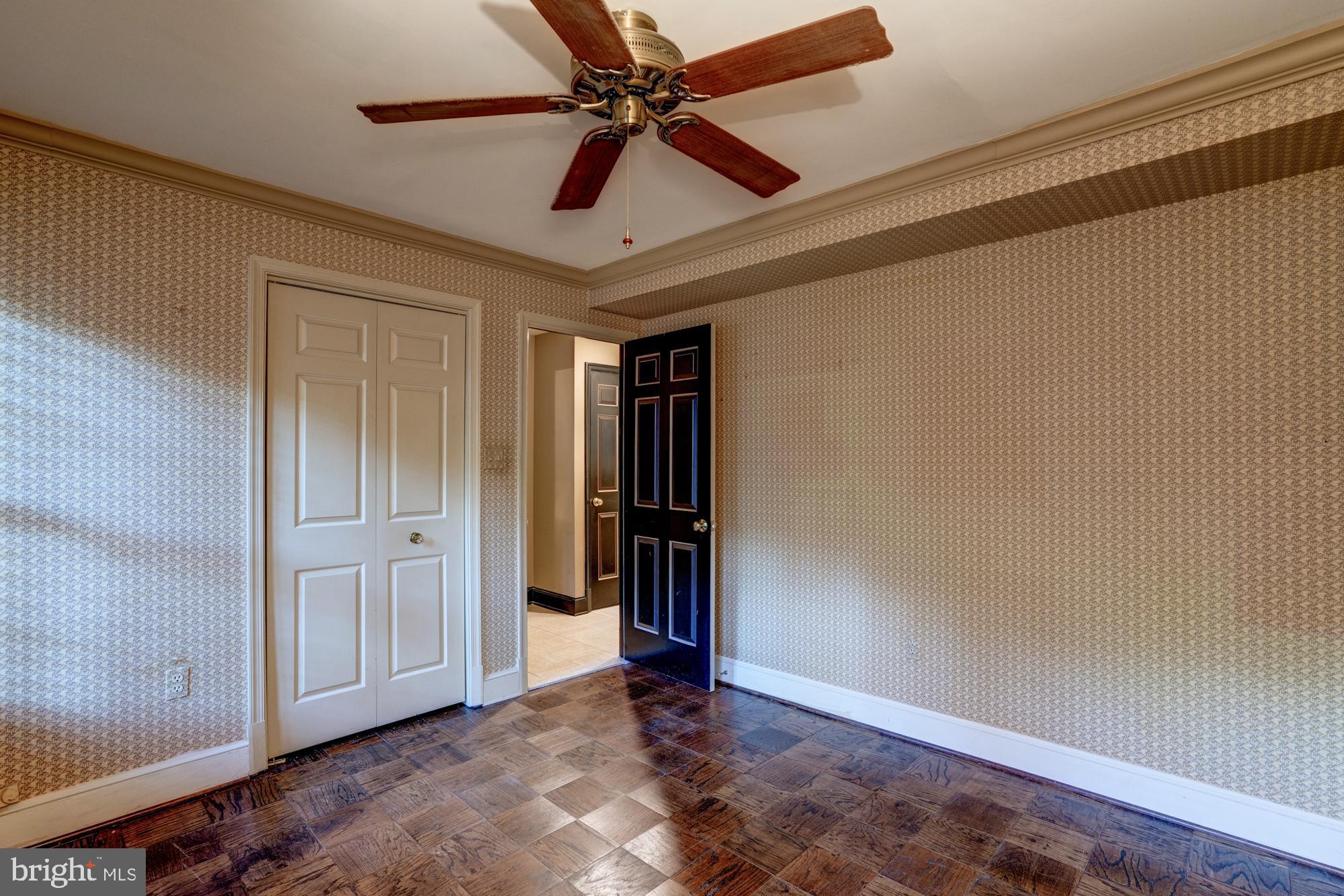 3211 SUTTON PLACE NW D