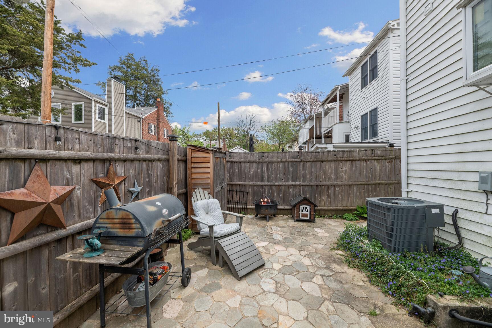 4229 JENIFER STREET NW