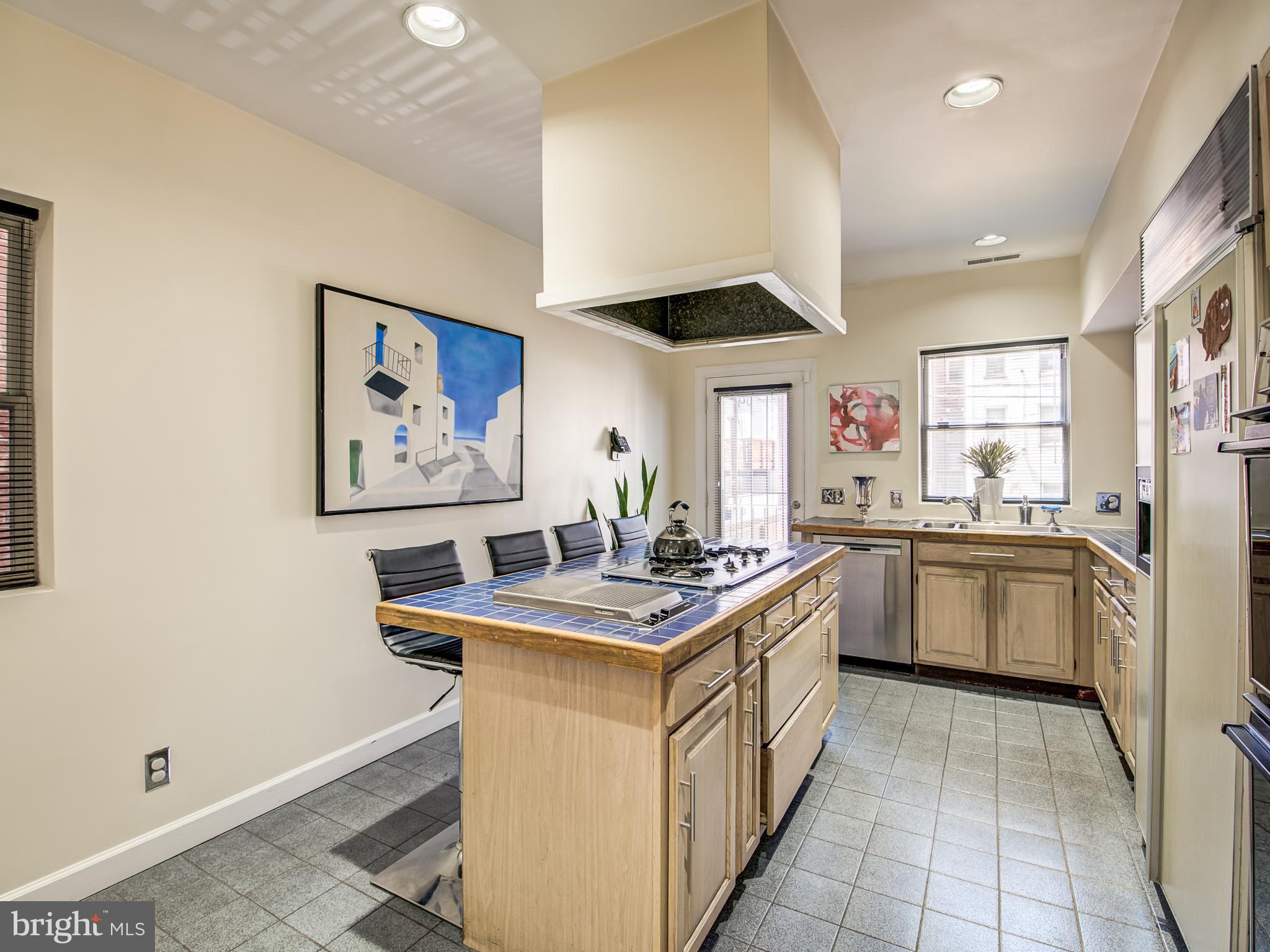1104 5TH STREET NW
